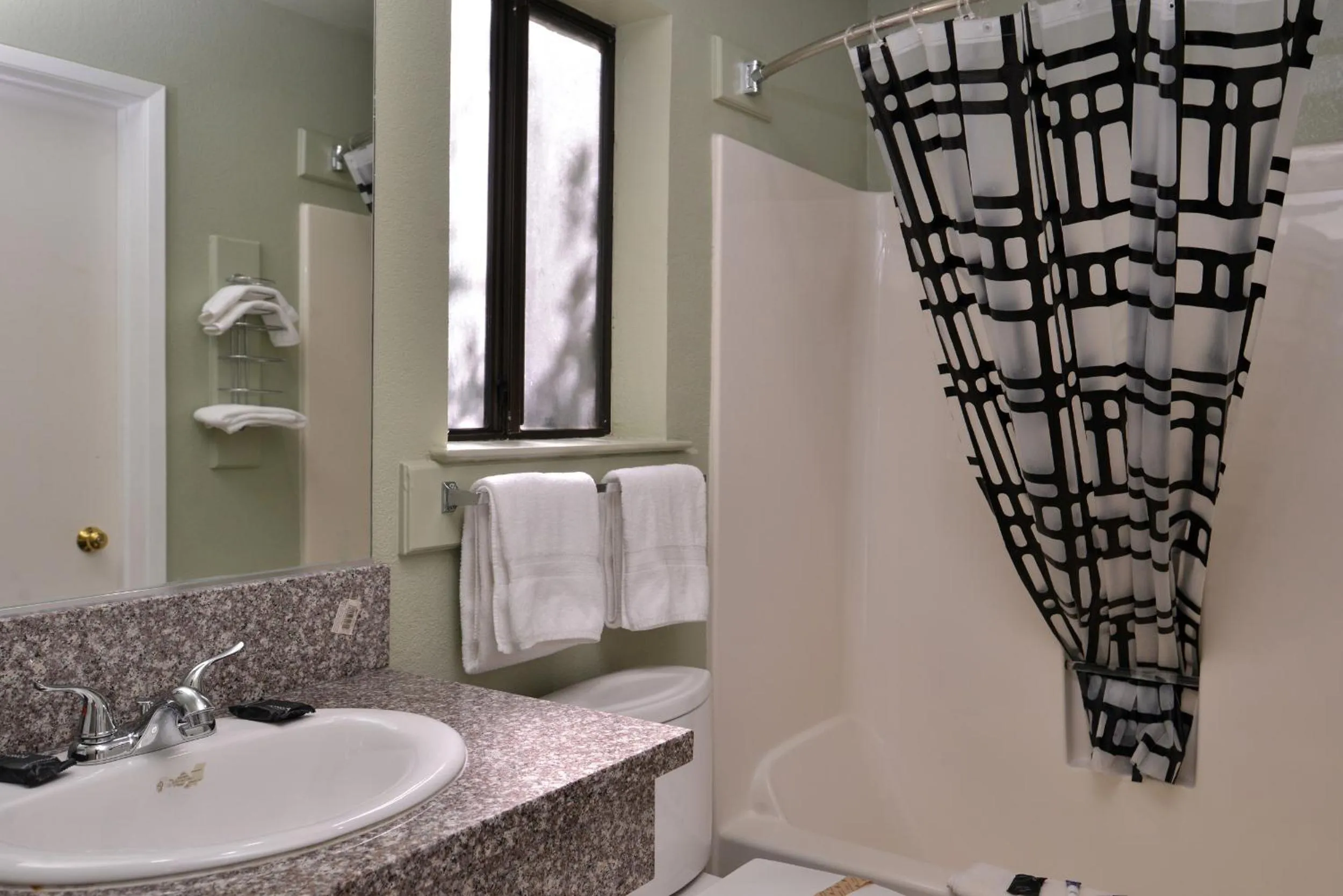 Bathroom in Americas Best Value Inn and Suites Clearlake