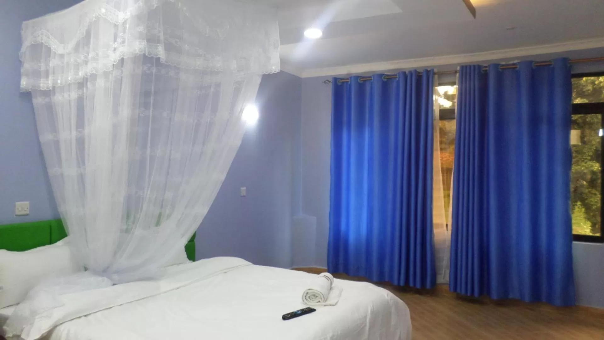 Bed in Vienna Woods Hotel Nakuru