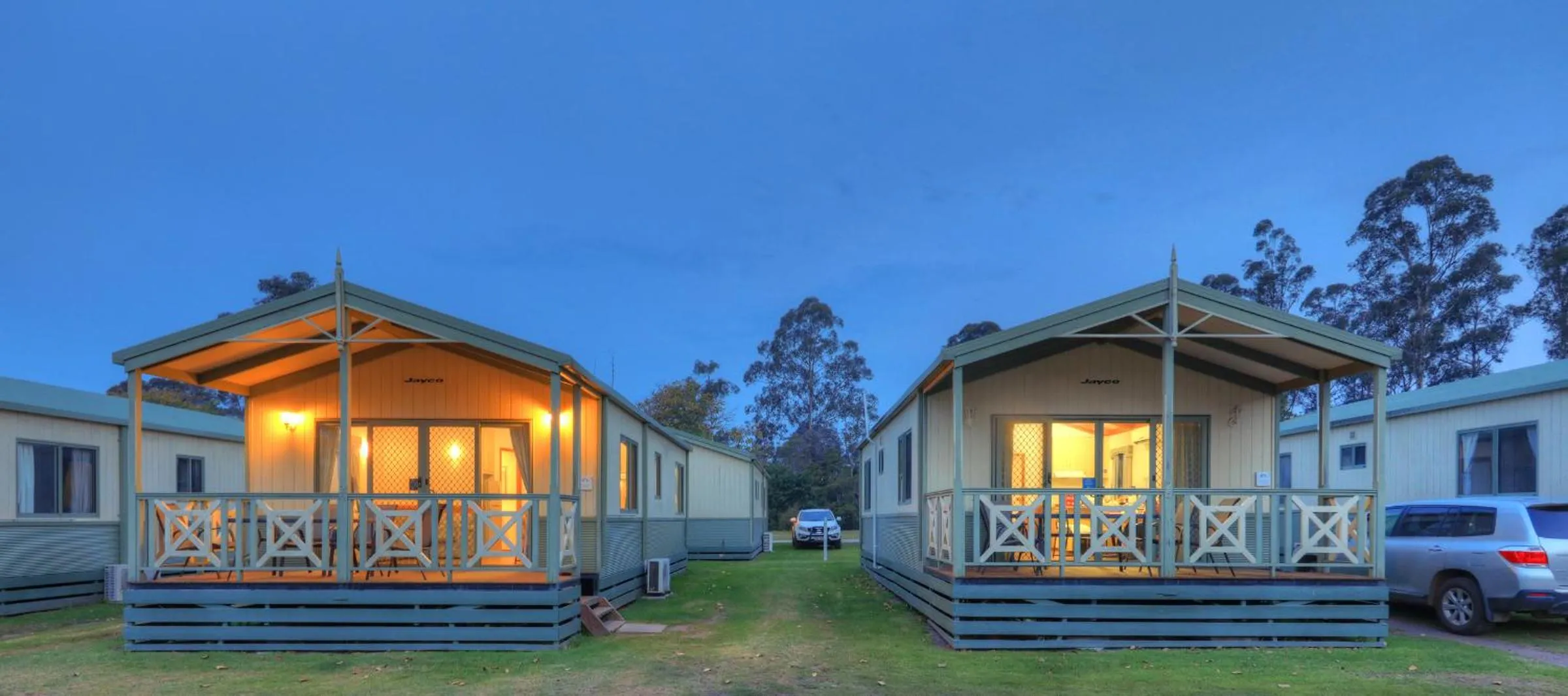 Facade/entrance in Eden Gateway Holiday Park