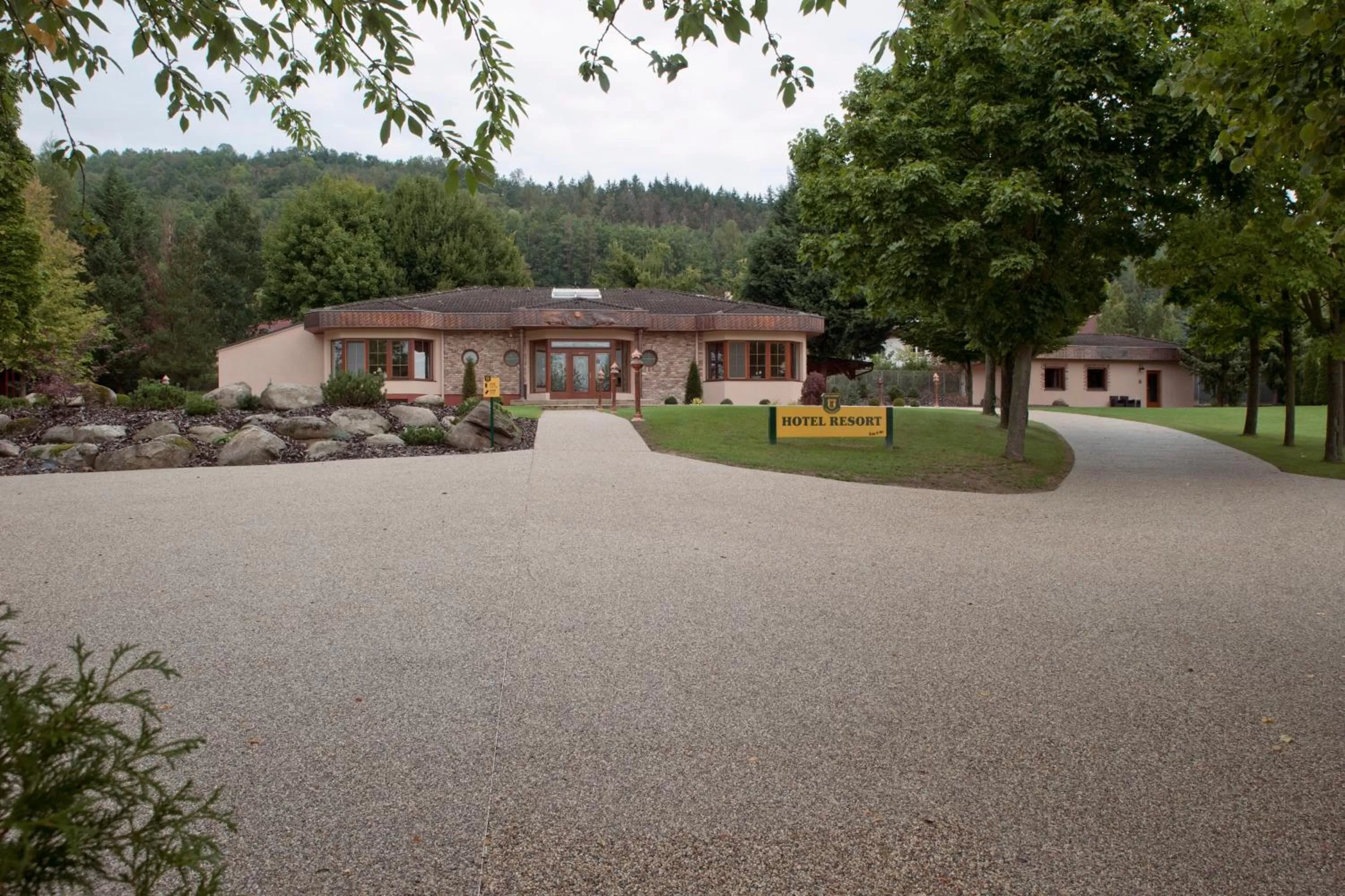 Property Building in Lovecká Bašta