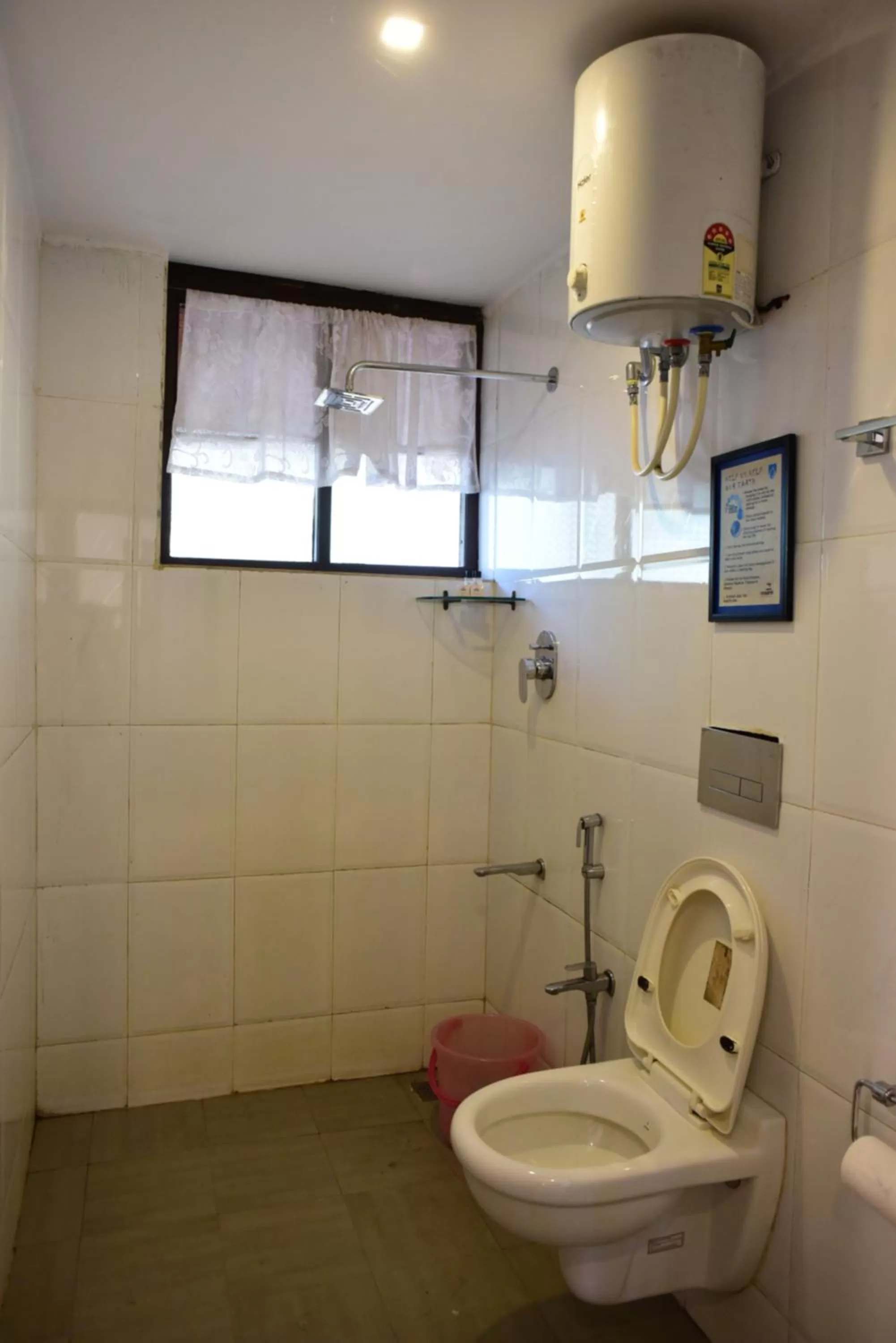 Bathroom in Red Earth - Gokarna