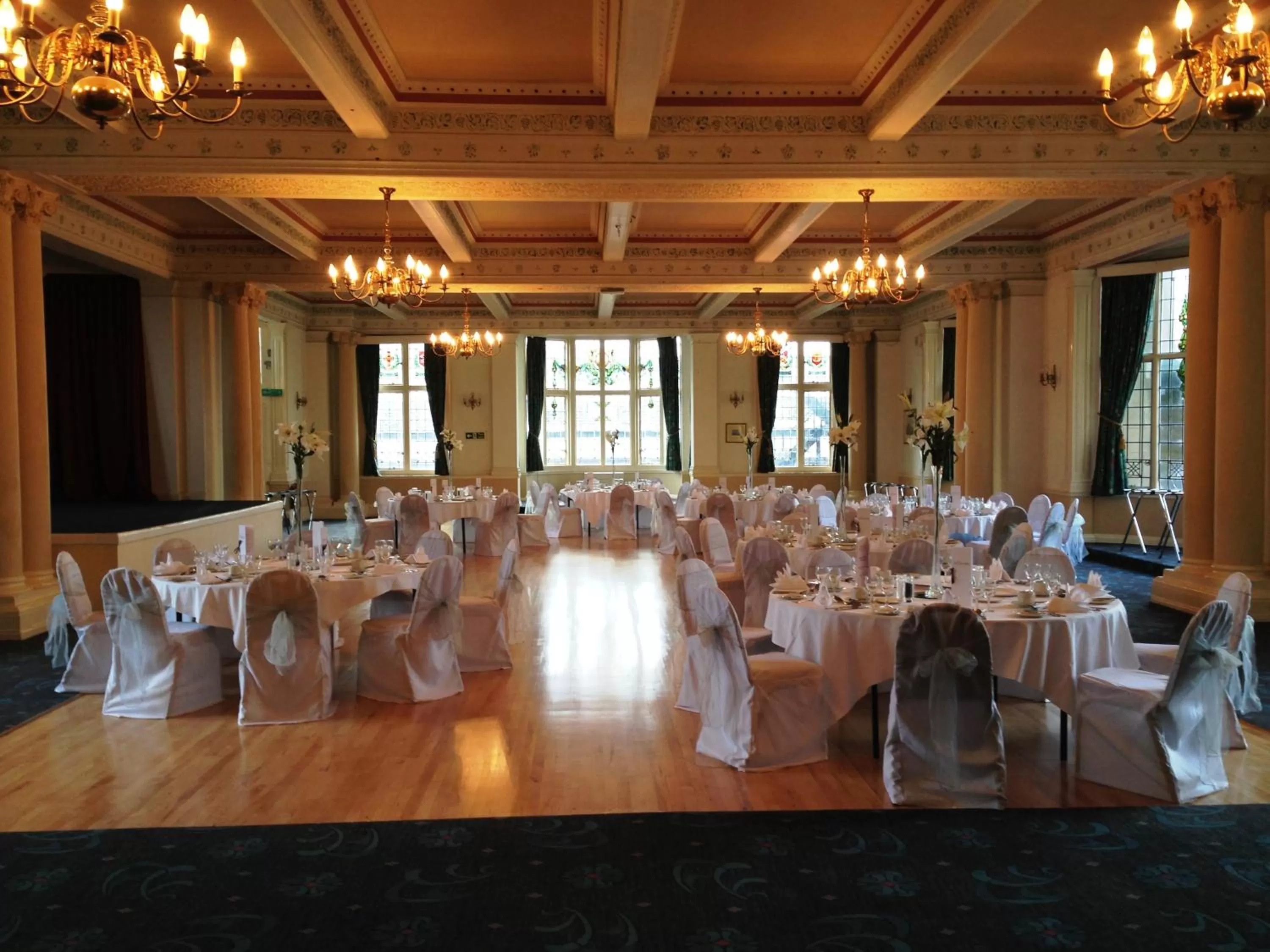 Banquet/Function facilities in Cairn Hotel