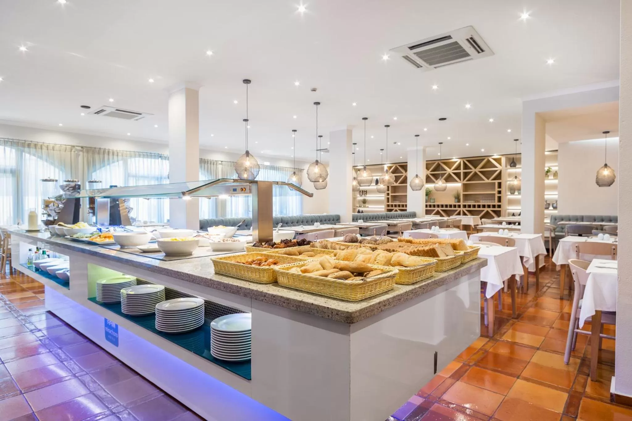 Buffet breakfast in Mirachoro Carvoeiro