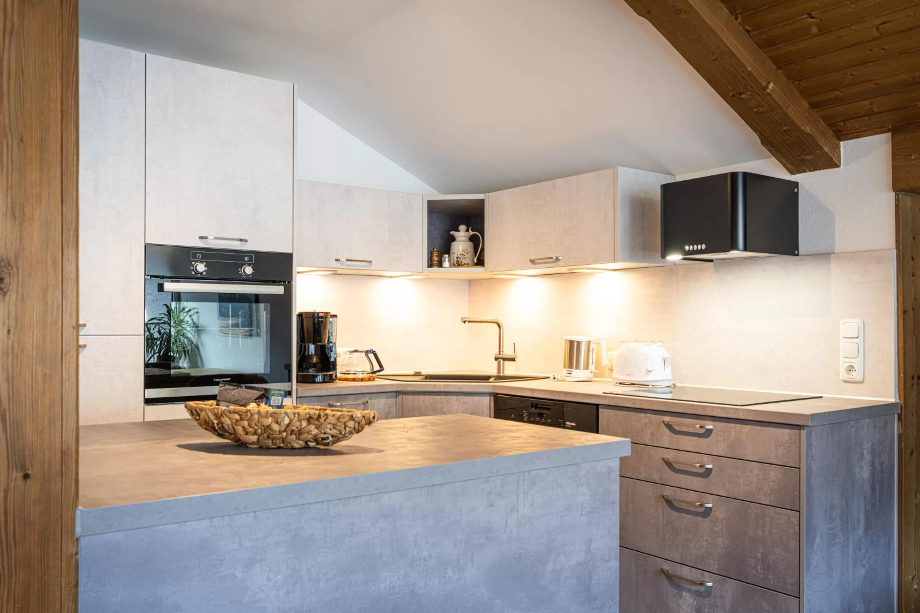 stove, Kitchen/Kitchenette in Hotel Jakob