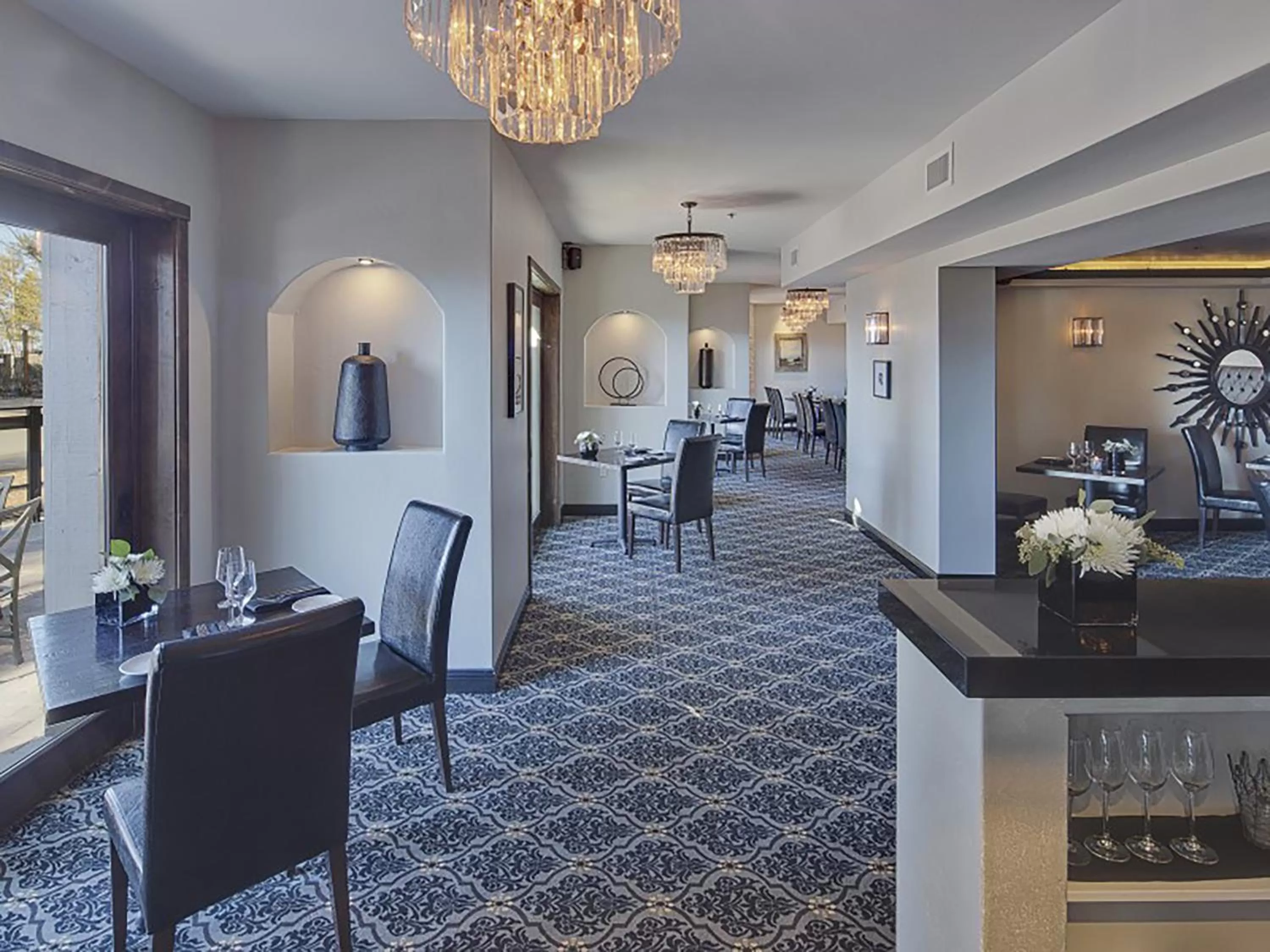 Restaurant/places to eat in The Landing Resort and Spa