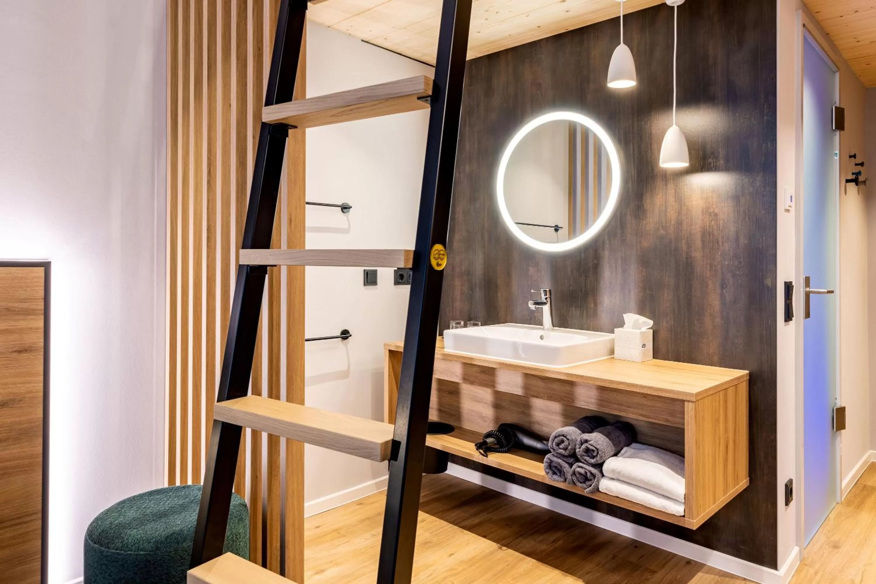 Bathroom in BOLLWERK Lifestyle Hotel, automatisiertes Hotel mit Self Check In