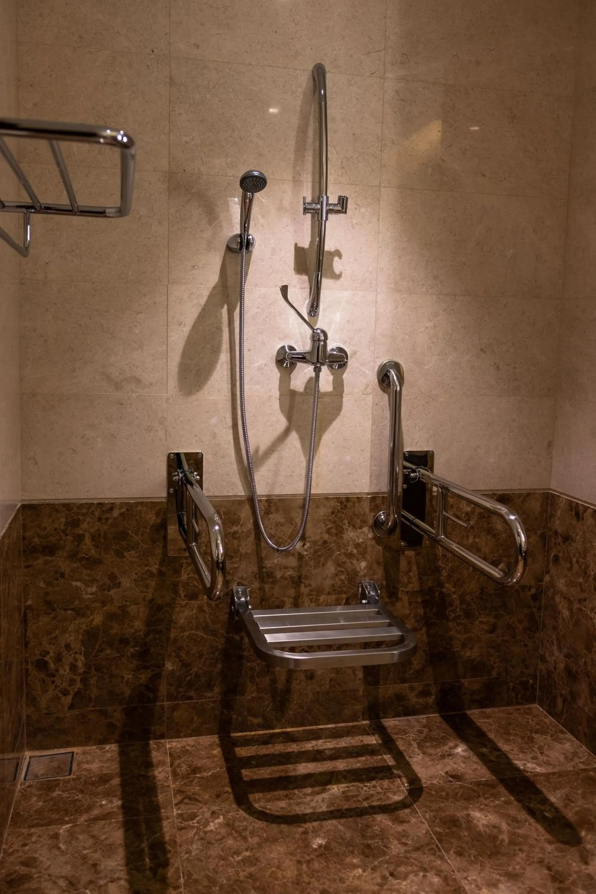 Facility for disabled guests in Royal Tulip Muscat