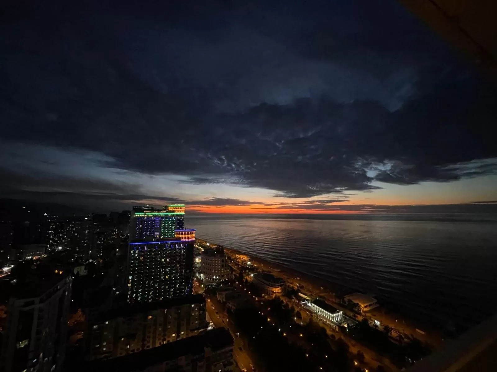 Night in Luxury Sea View Aparthotel In Orbi City Batumi