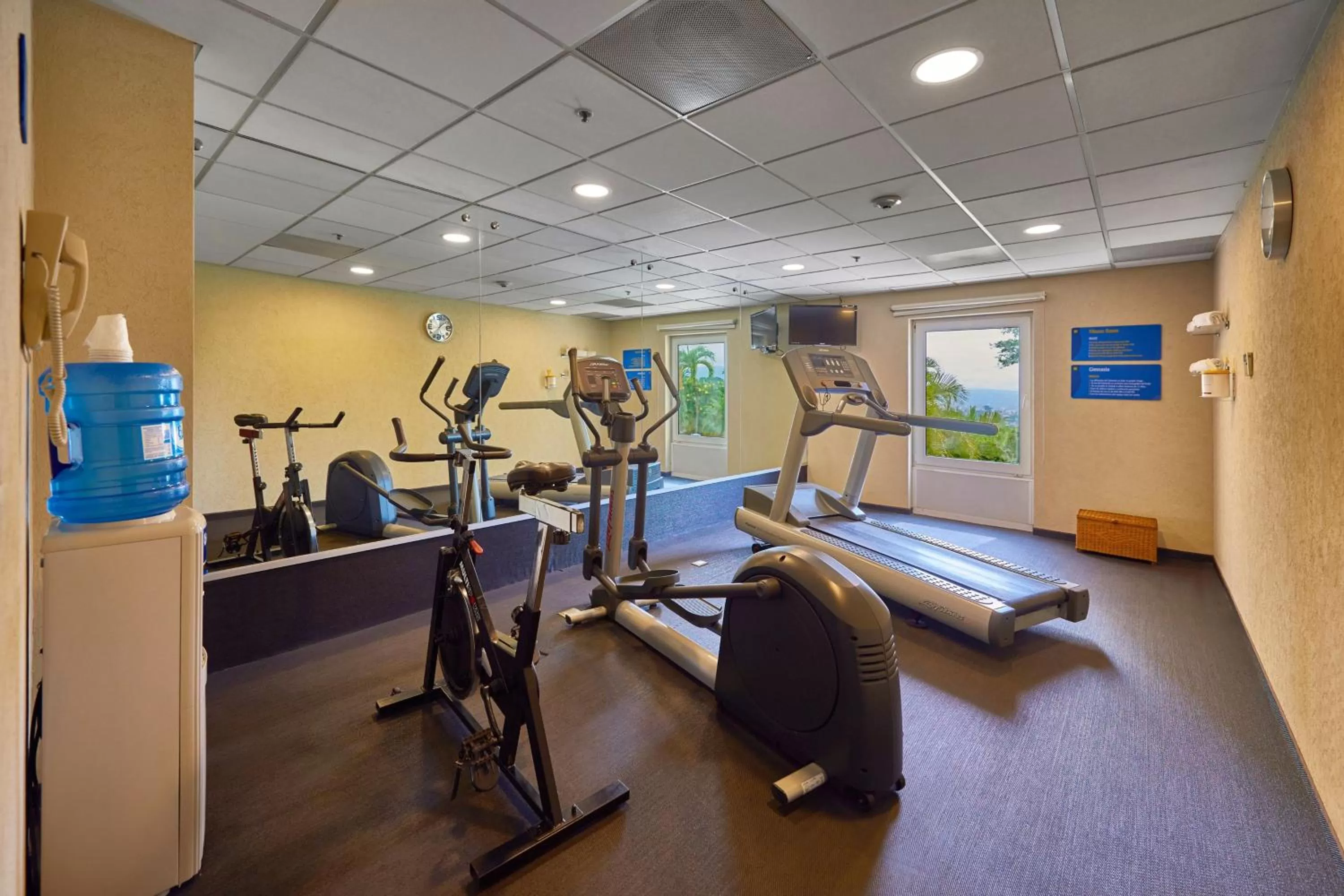 Fitness centre/facilities in City Express by Marriott Tuxtla Gutiérrez