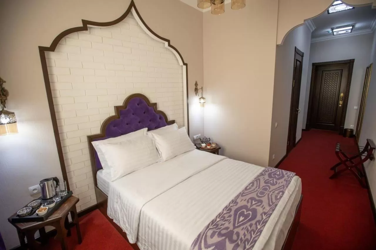 Decorative detail, Bed in The Shahar