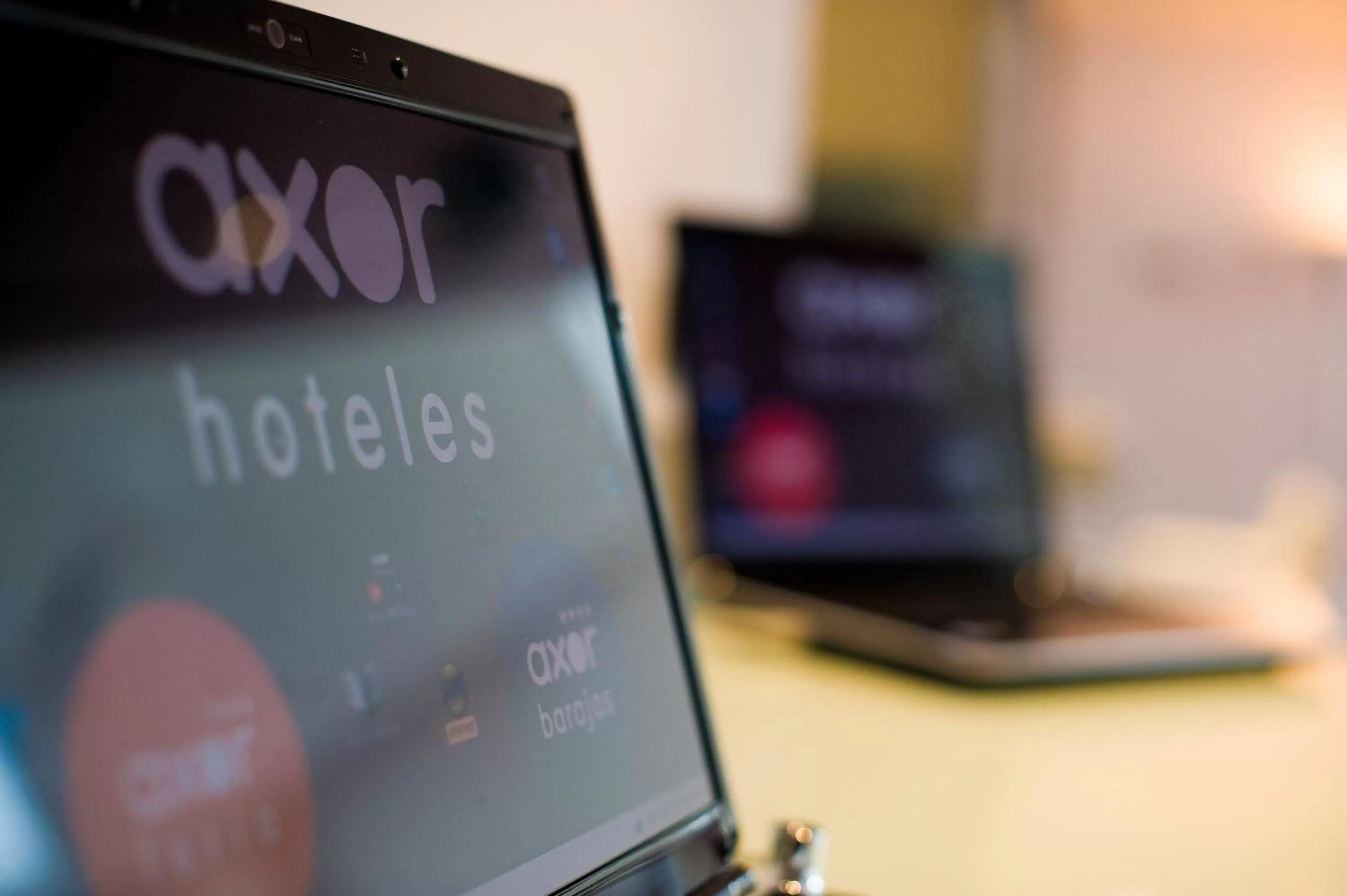 TV and multimedia in Axor Feria