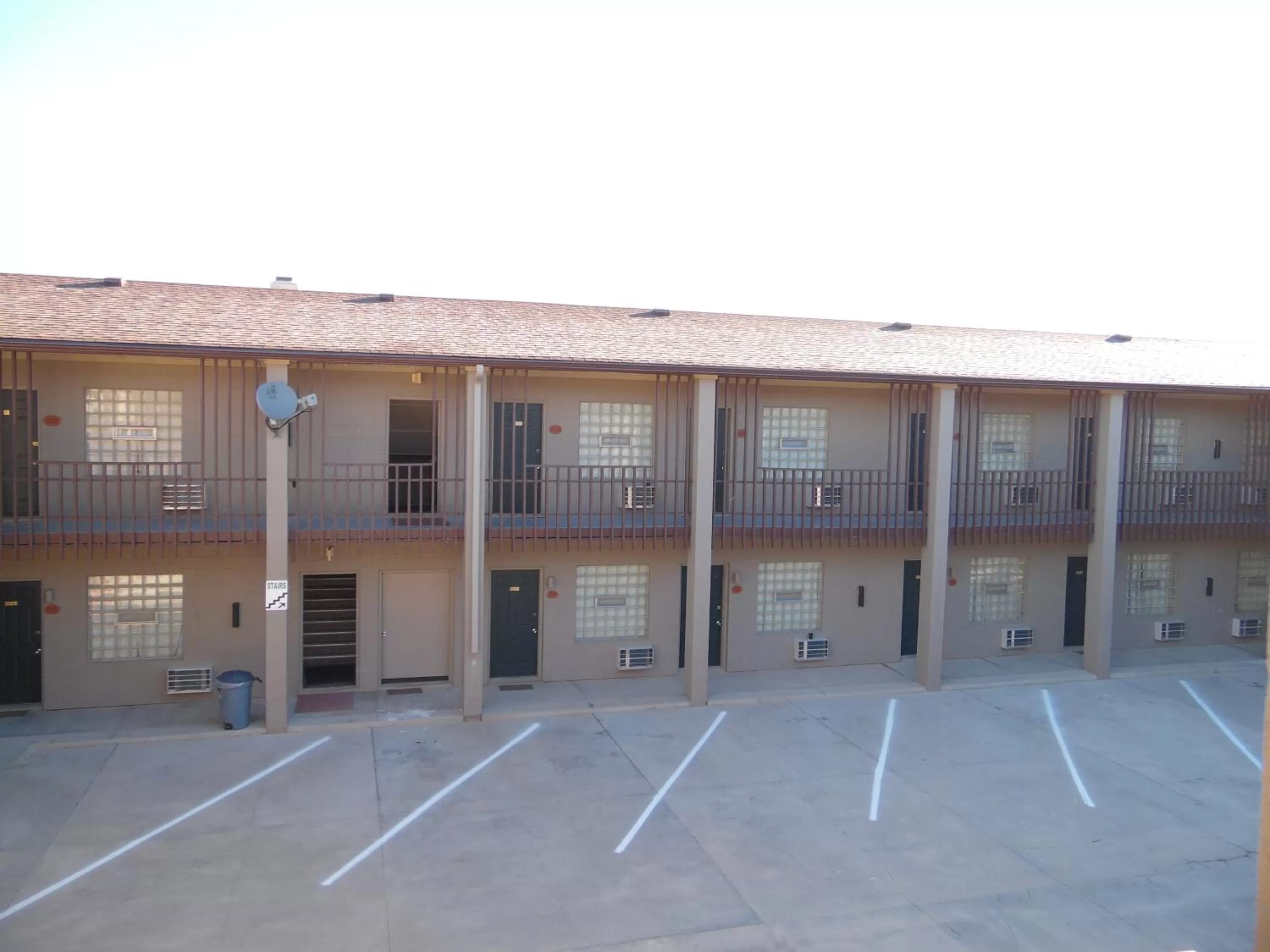 Area and facilities in Bear Lodge Motel