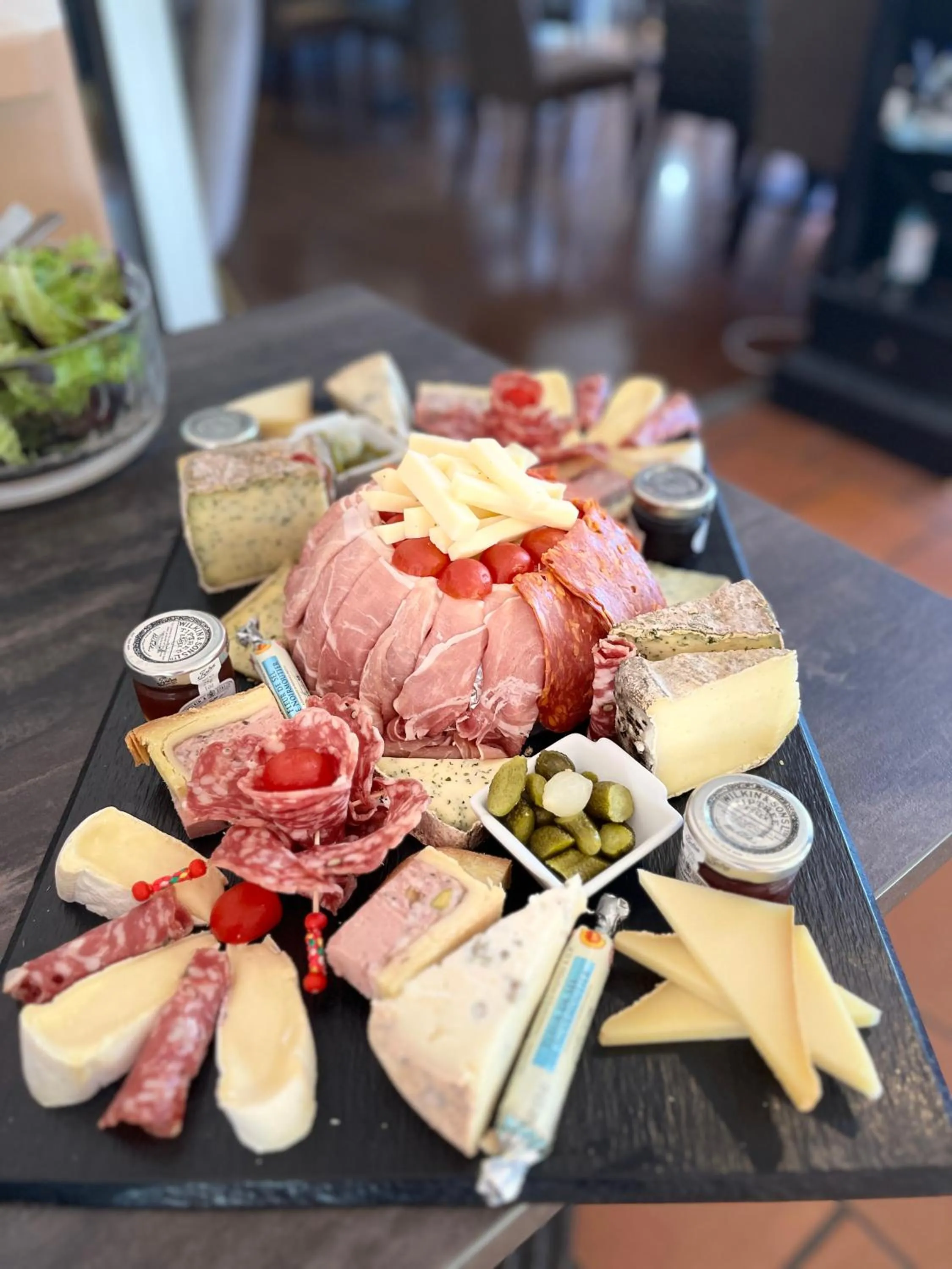 Food in Hôtel Spa & Restaurant Ô Pervenches