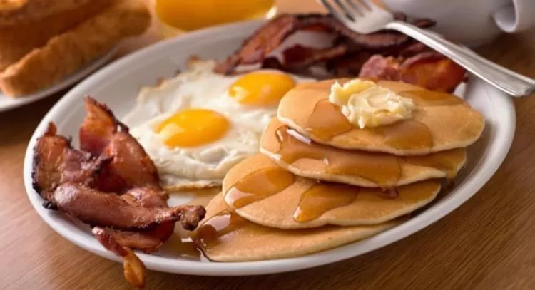 Restaurant/places to eat in Clarion Inn & Suites Cortland - University Area