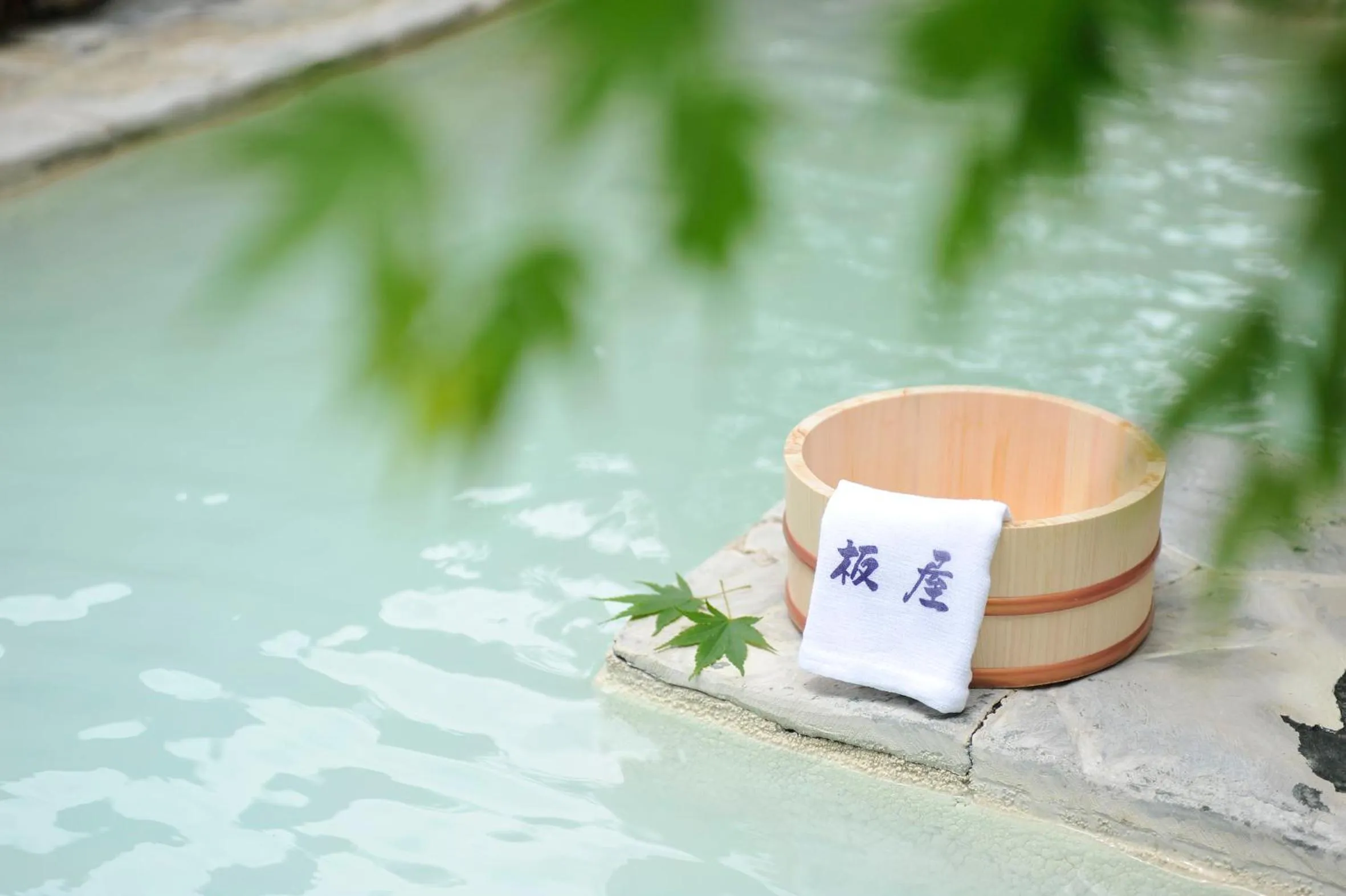 Spring in Yumoto Itaya