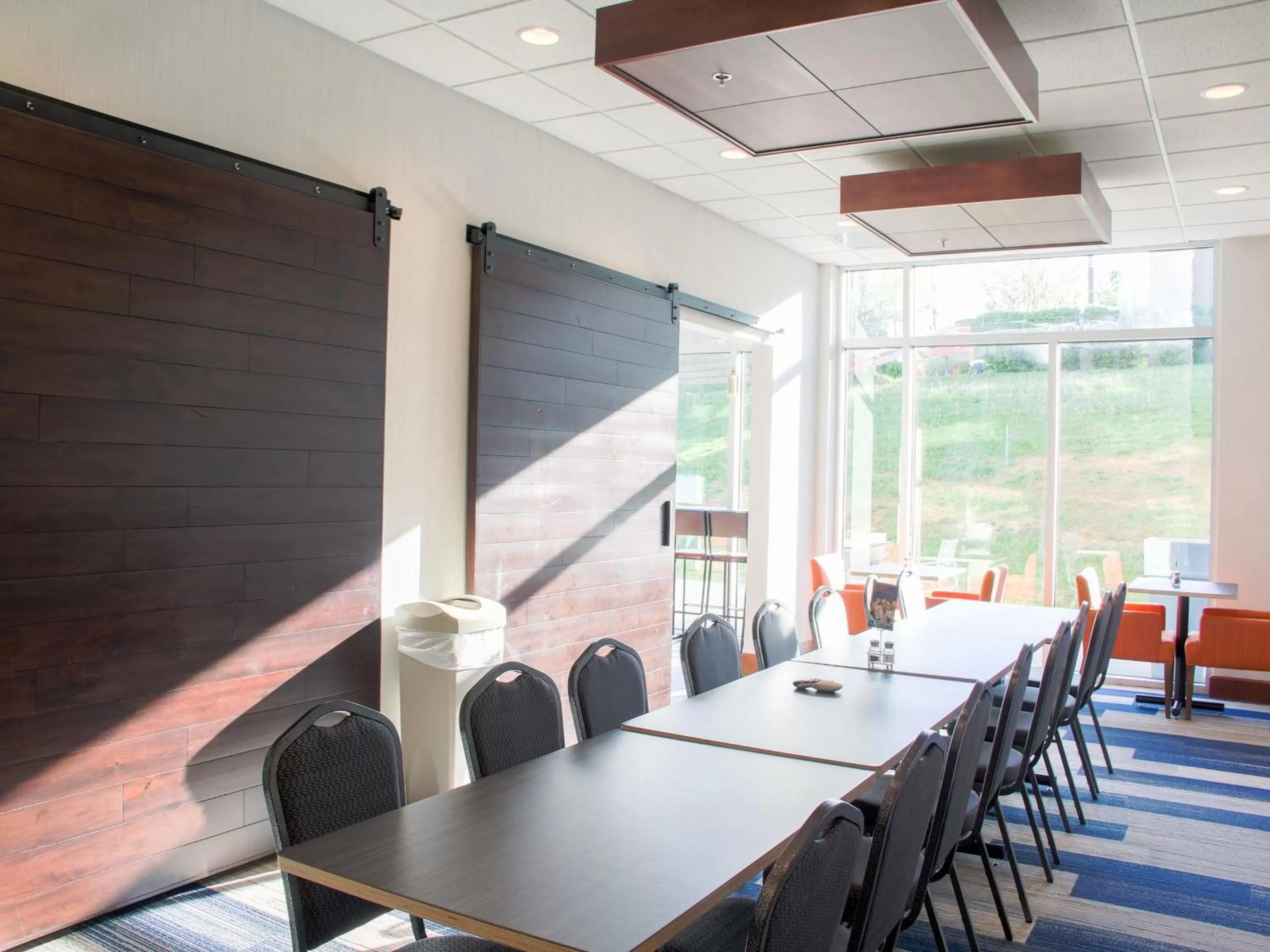 Meeting/conference room in Holiday Inn Express & Suites Danville by IHG