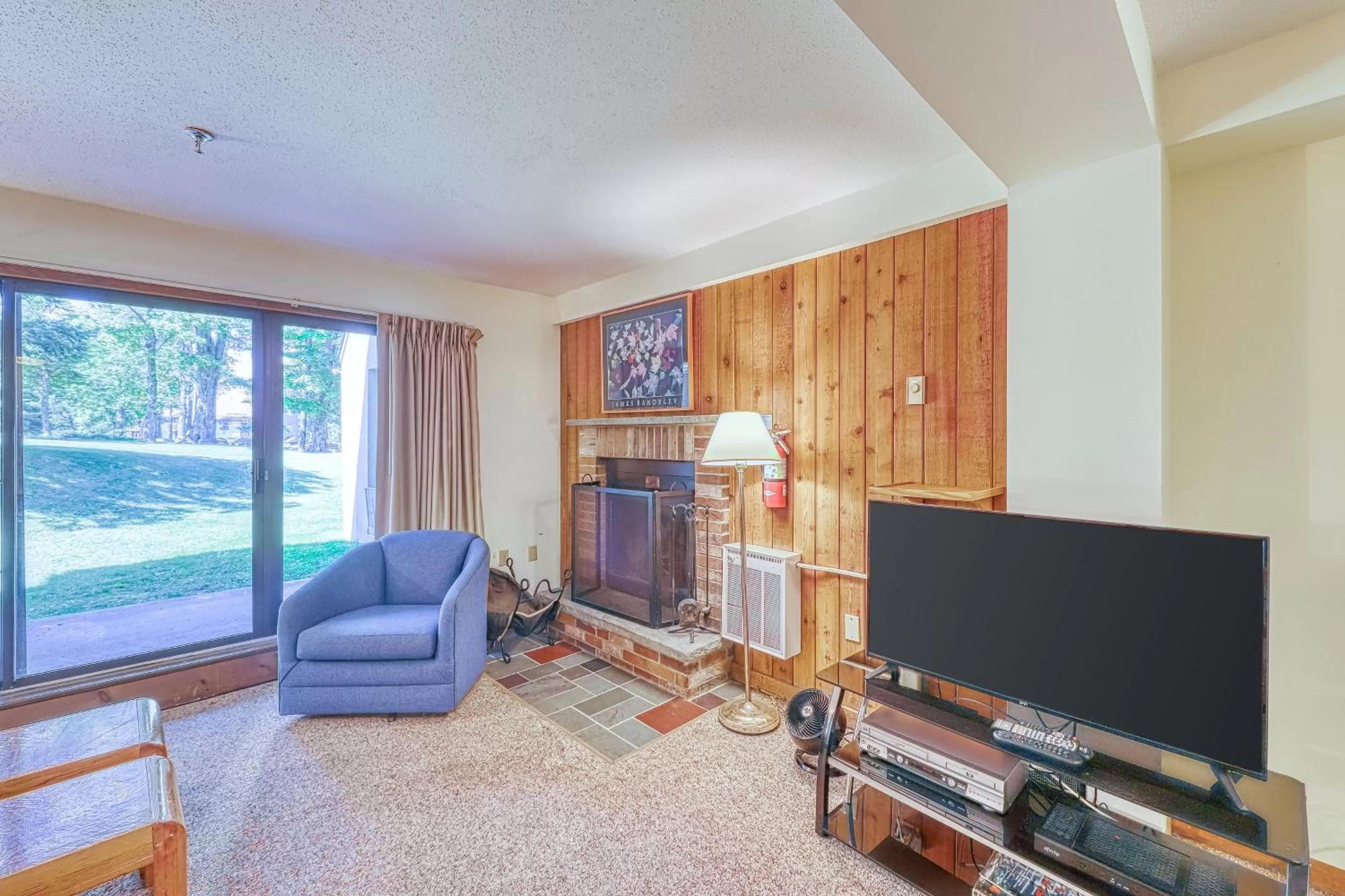 Mountain Green, Unit 3B16