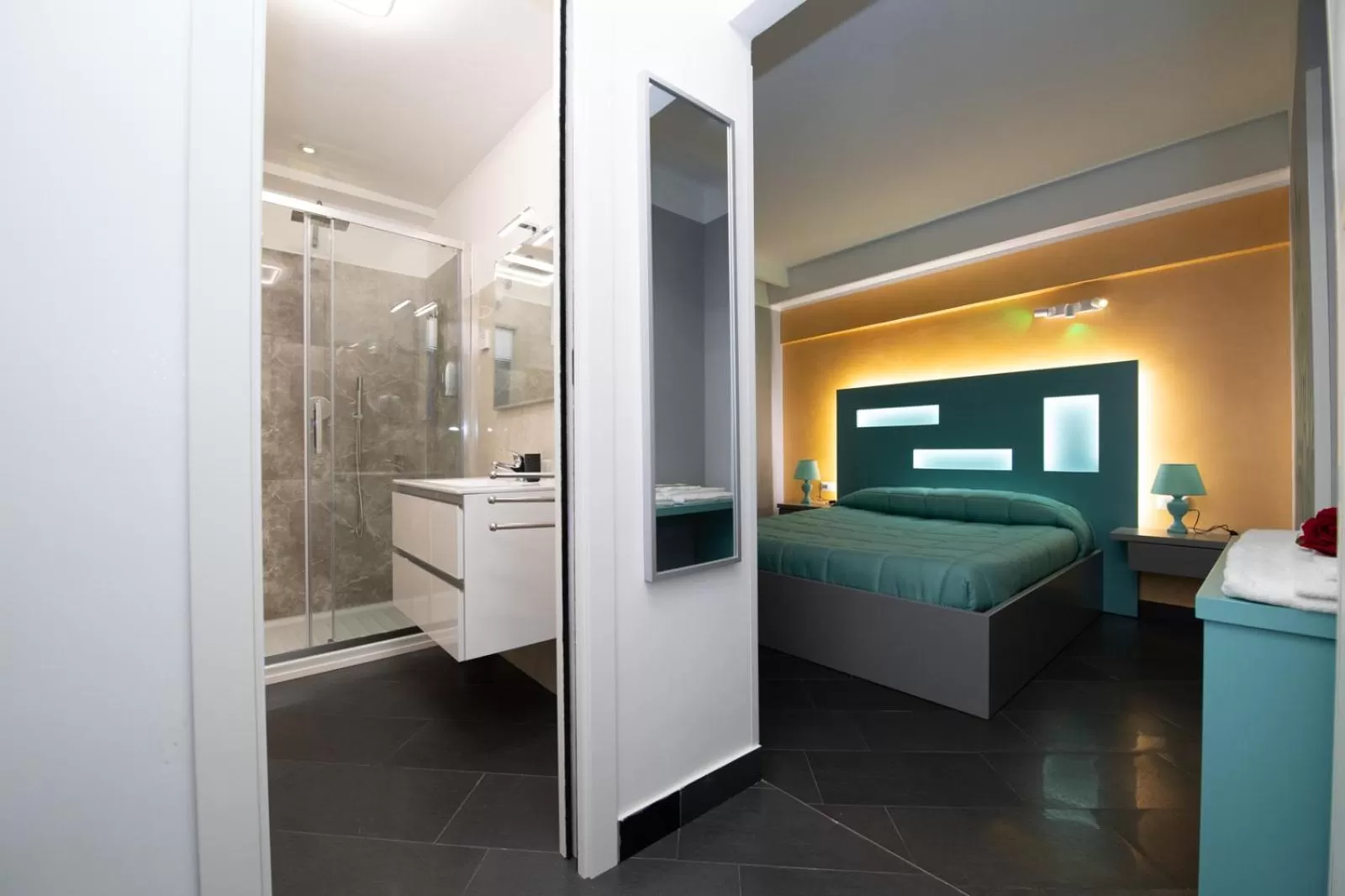 Photo of the whole room, Bed in Dream B&B Roma