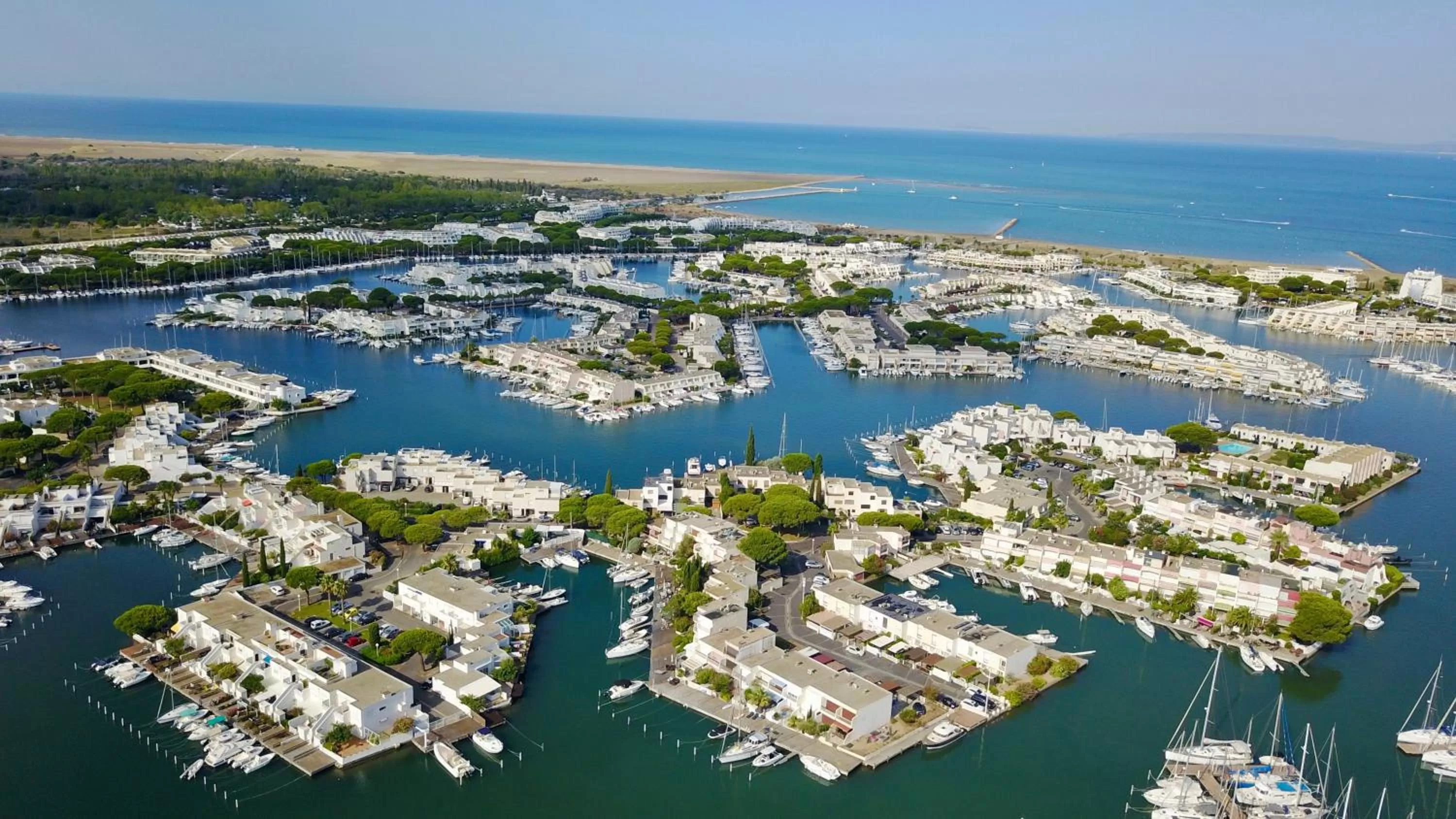 Nearby landmark in Le Spinaker