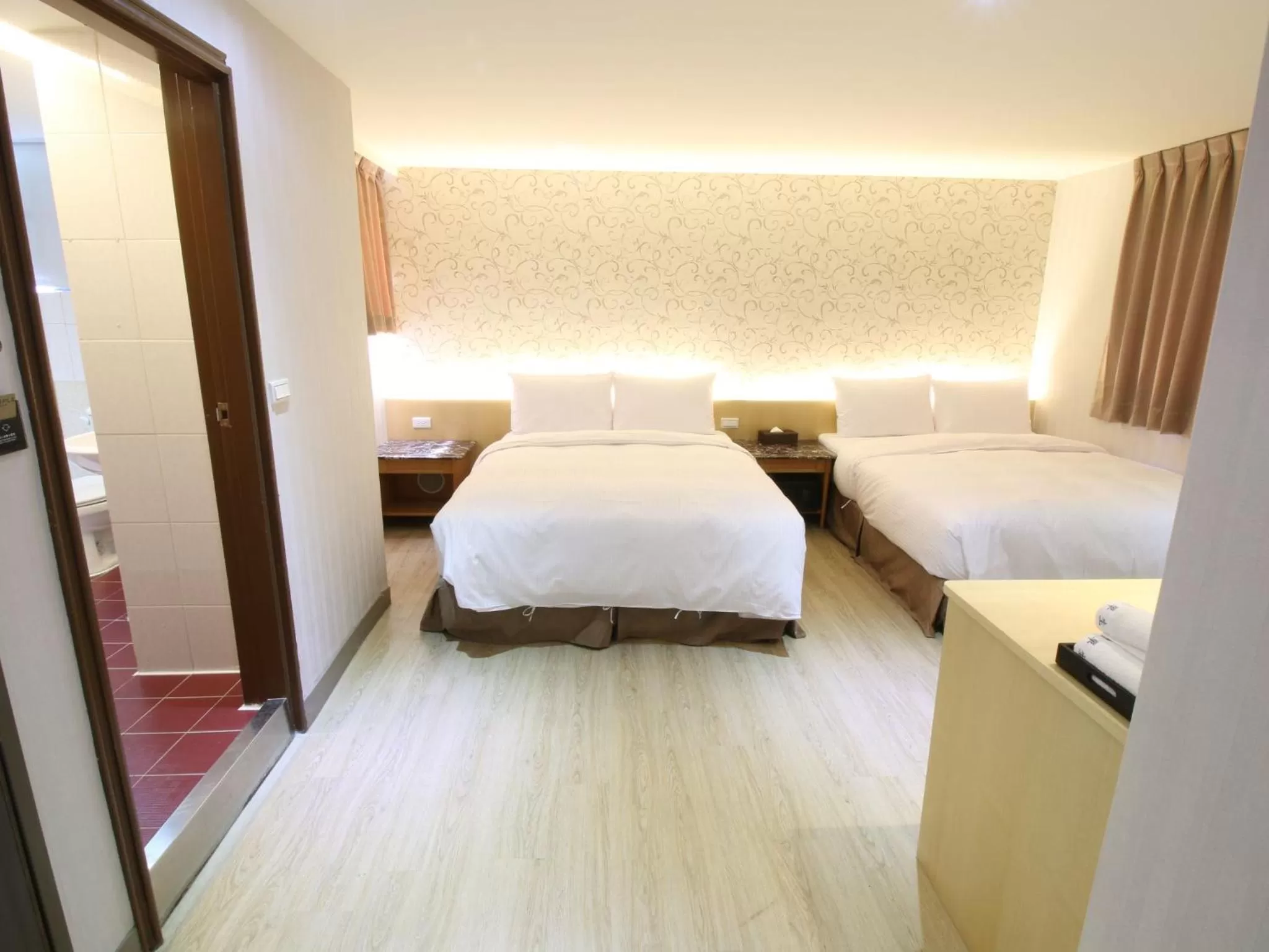 bunk bed in Simple Life Kaohsiung