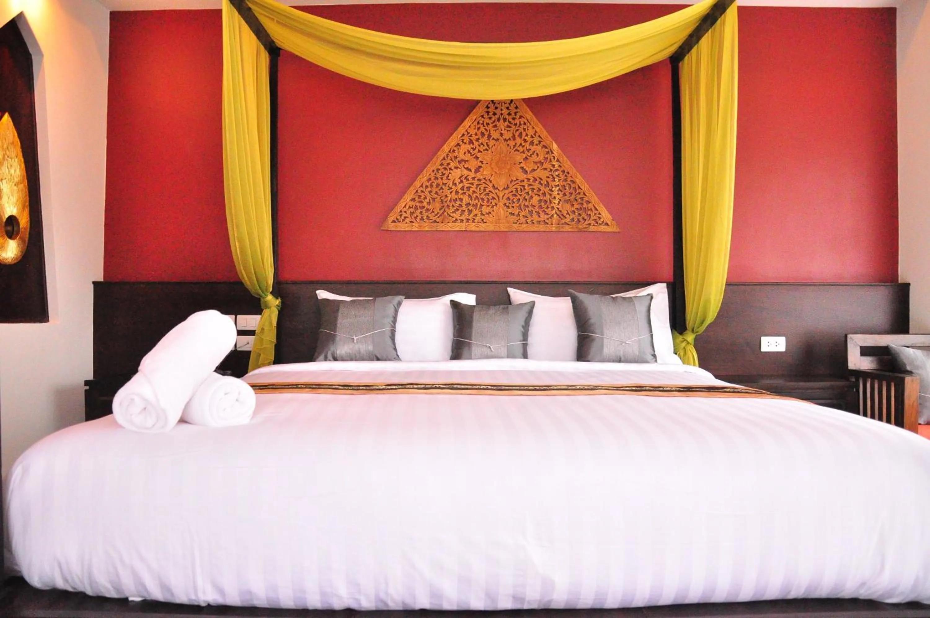 Shower, Bed in Navatara Phuket Resort