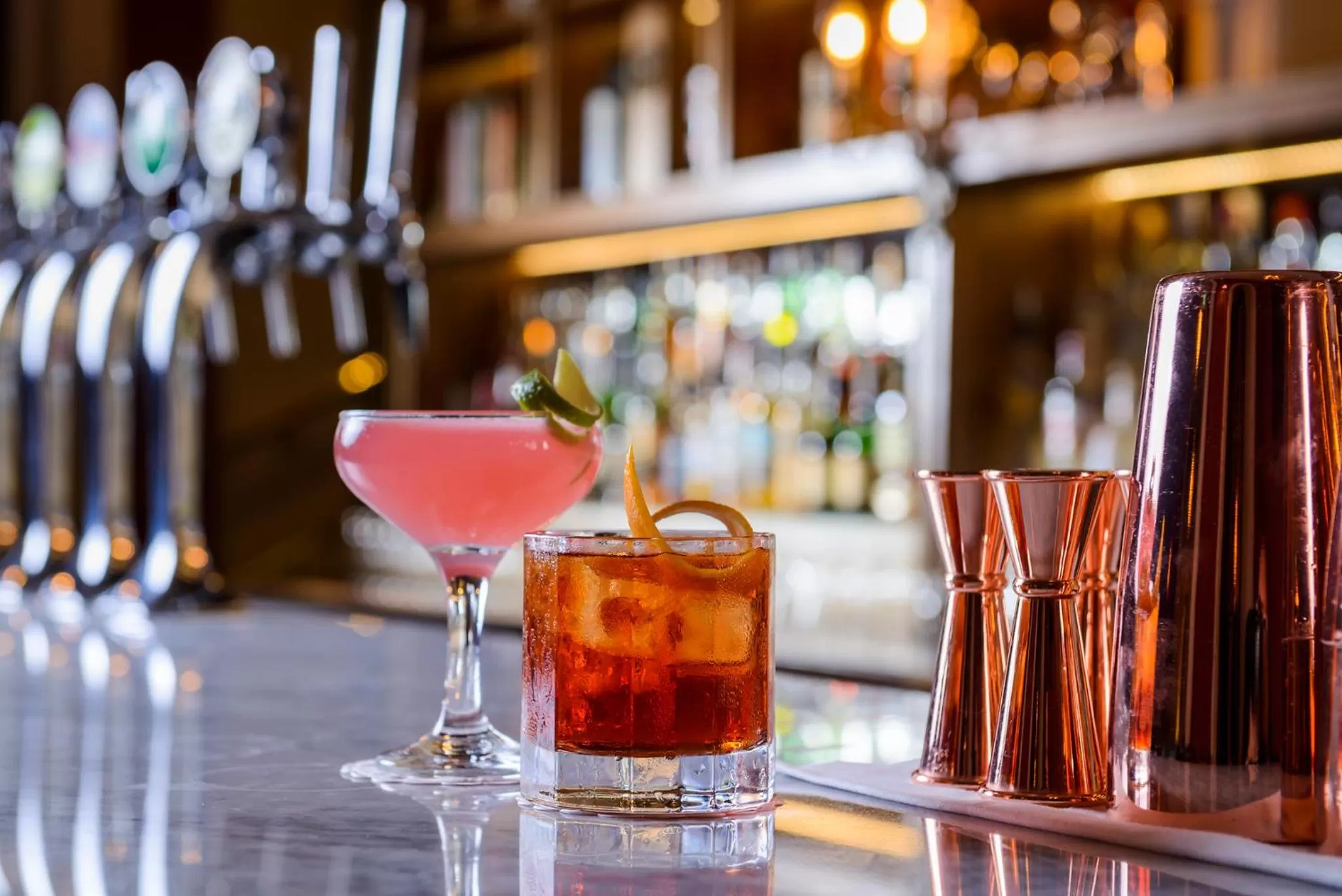 Lounge or bar in The Metropole Hotel Cork