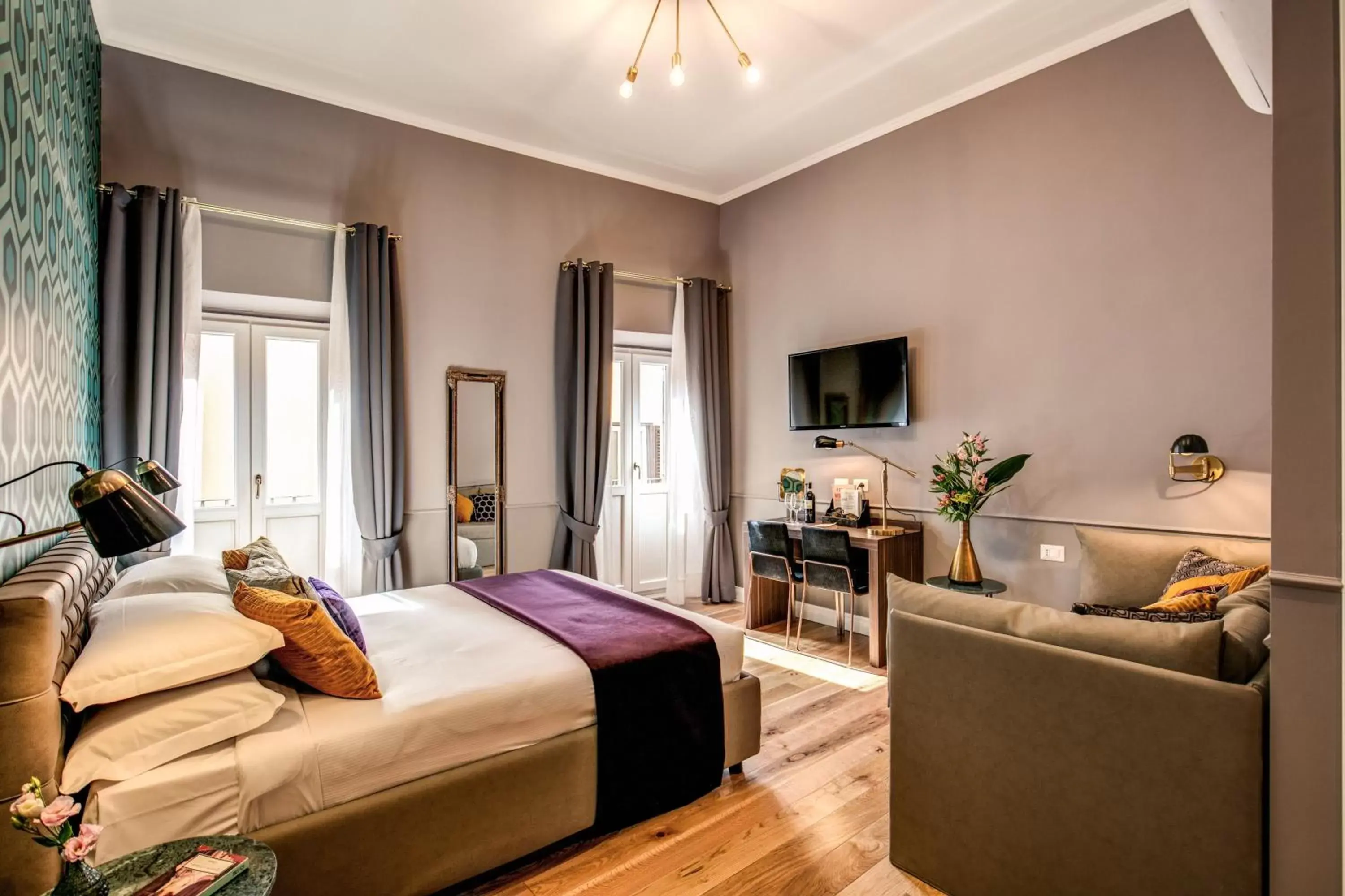 Junior Suite in Tree Charme Parliament Boutique Hotel Junior Suite in Tree Charme Parliament Boutique Hotel