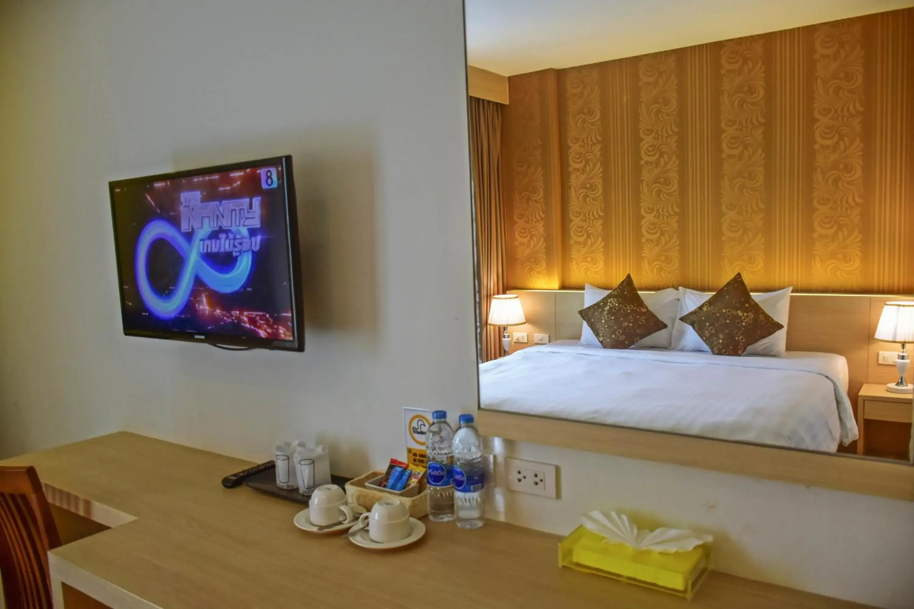 Deluxe Double Room in Ocean and Ole Patong Deluxe Double Room in Ocean and Ole Patong