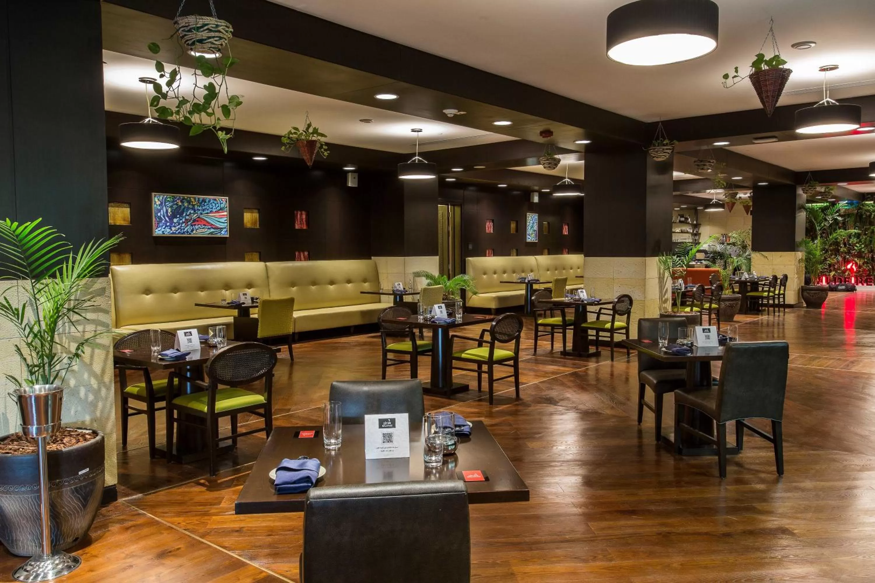 Restaurant/places to eat in Crowne Plaza Riyadh - RDC Hotel & Convention by IHG