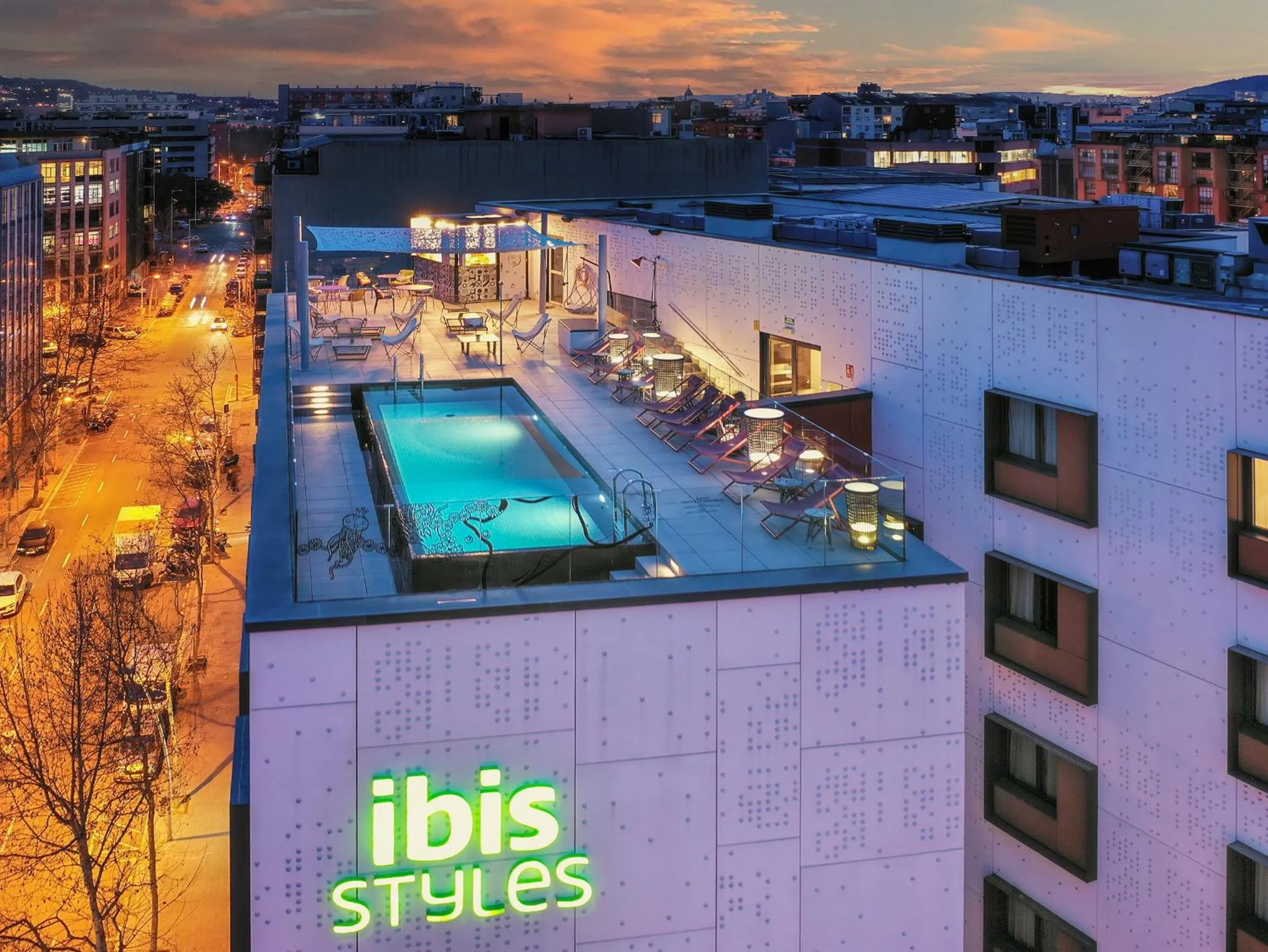 Property building in ibis Styles Barcelona City Bogatell