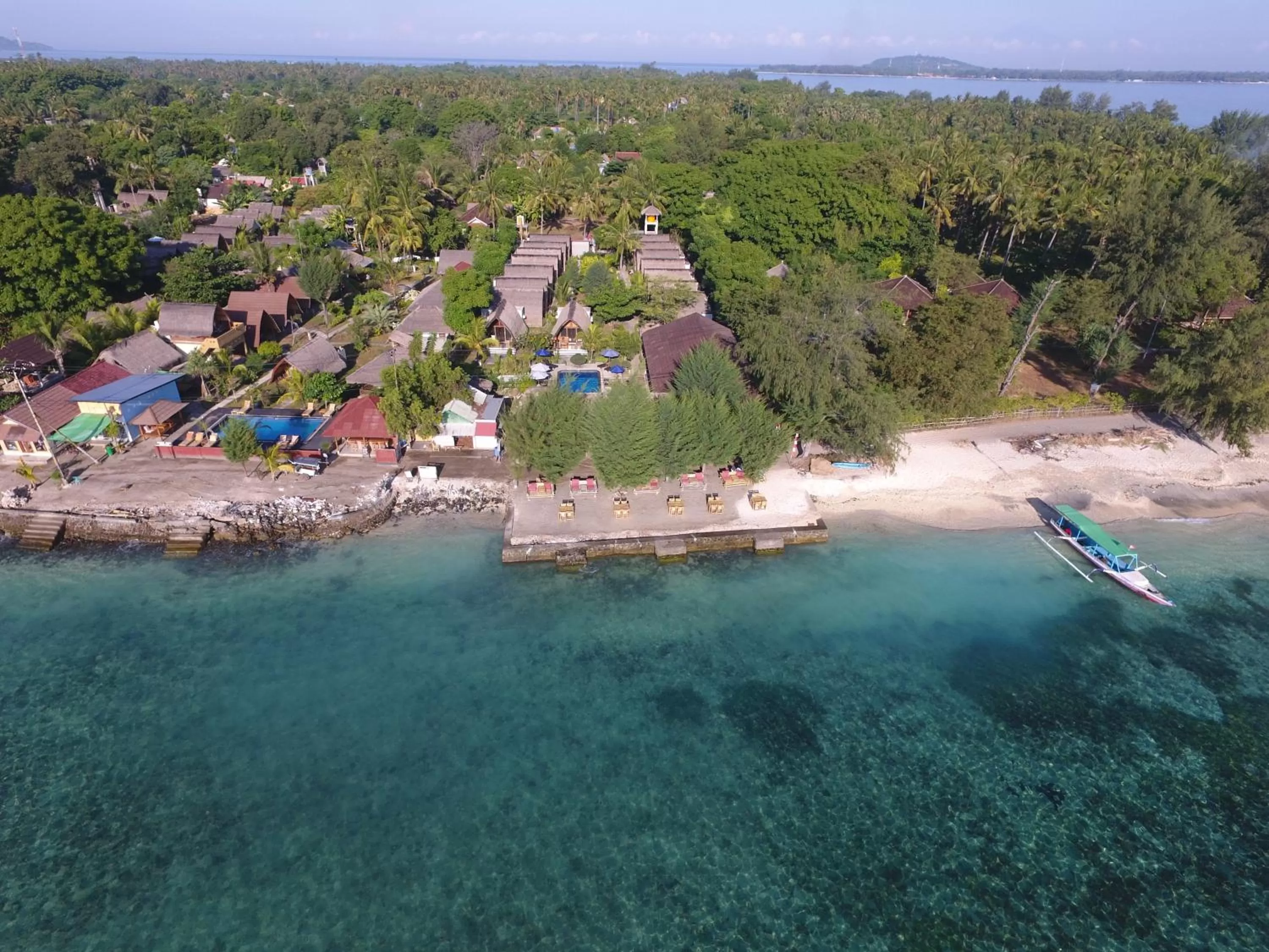 Beach, Bird's-eye View in Sandy Beach Bungalows