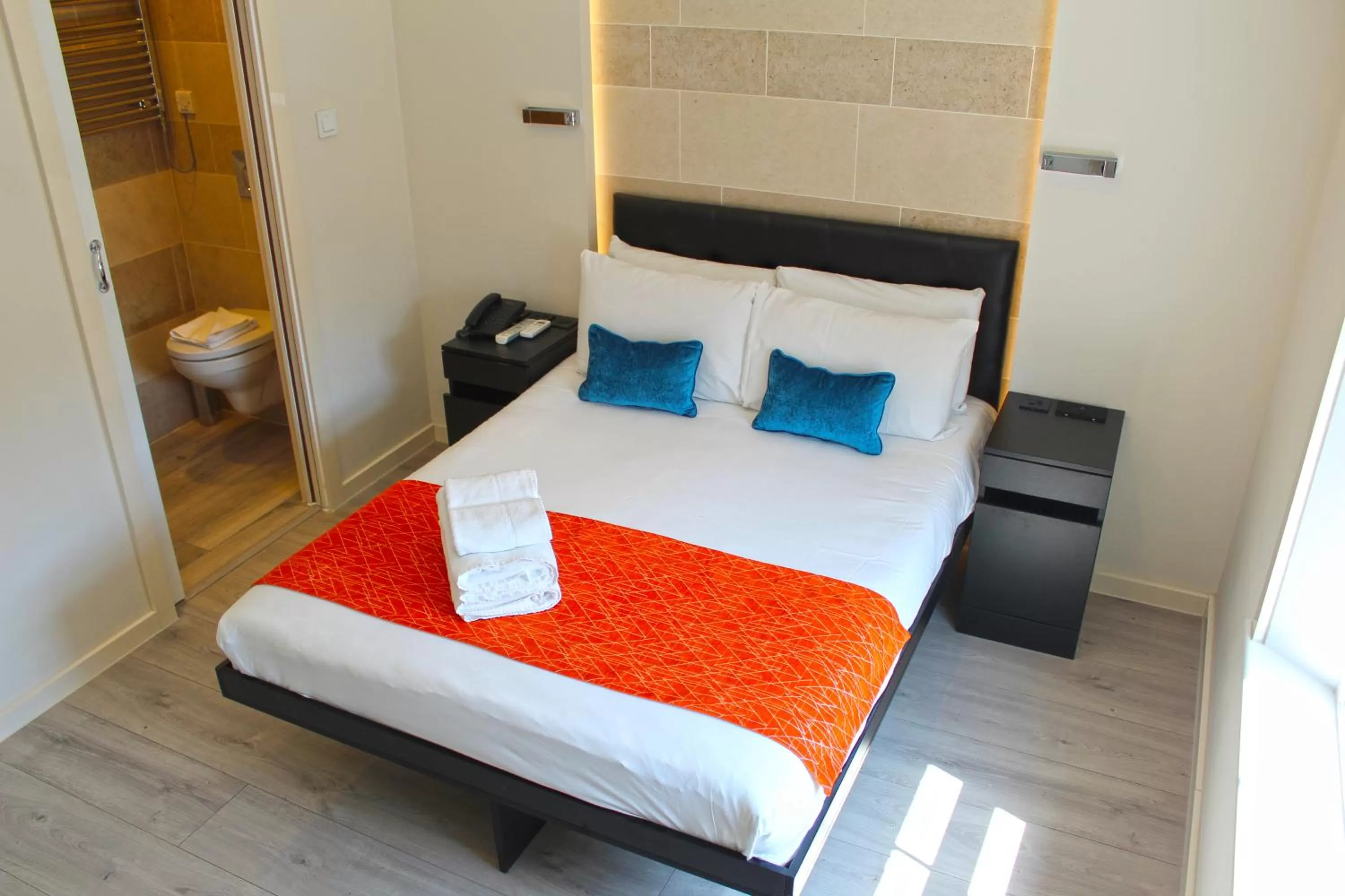 Bedroom, Bed in 25 Paddington Hotel