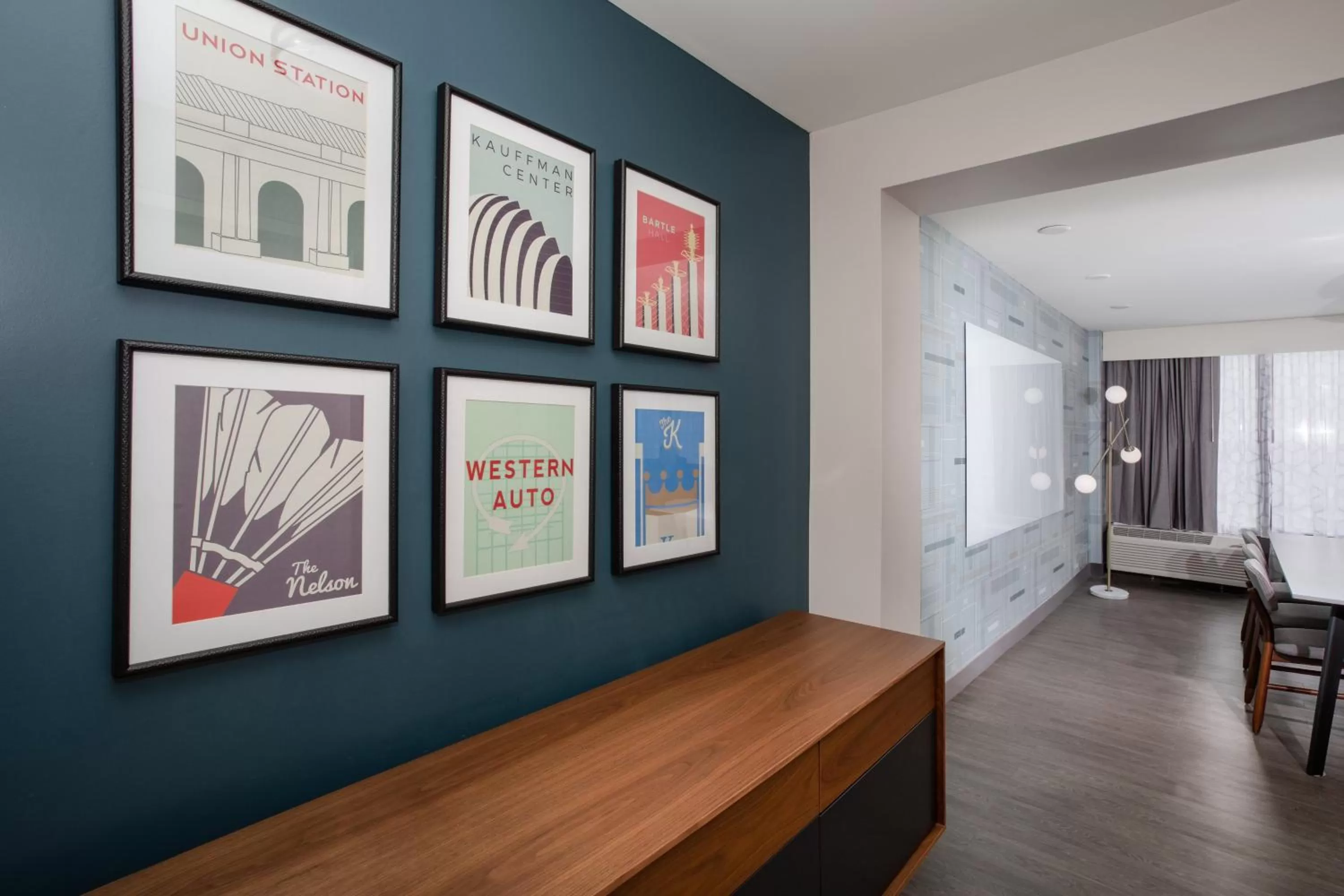 Lobby or reception in Crowne Plaza Kansas City Downtown by IHG