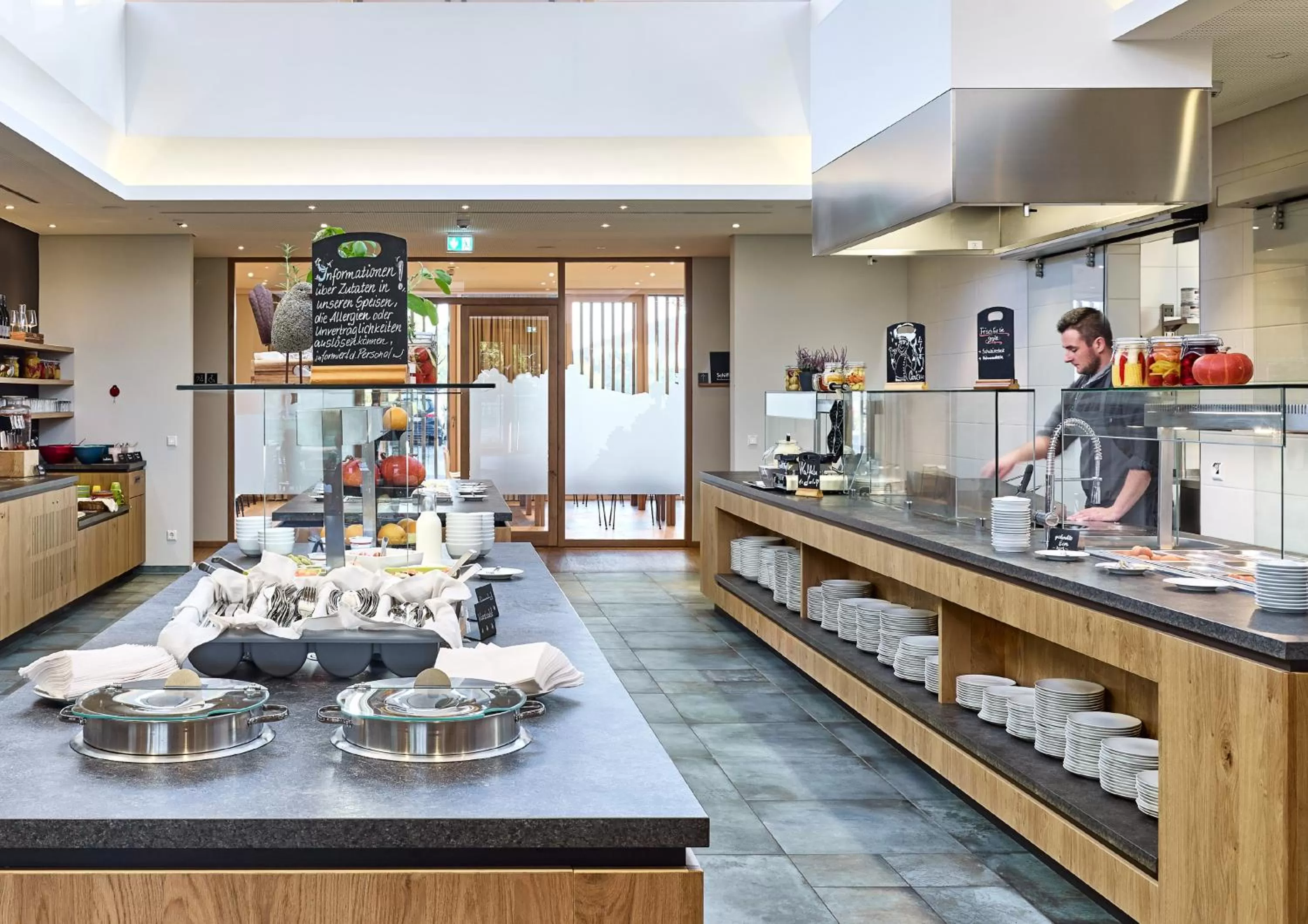 Lunch, Restaurant/Places to Eat in Waldstrand-Hotel Großschönau