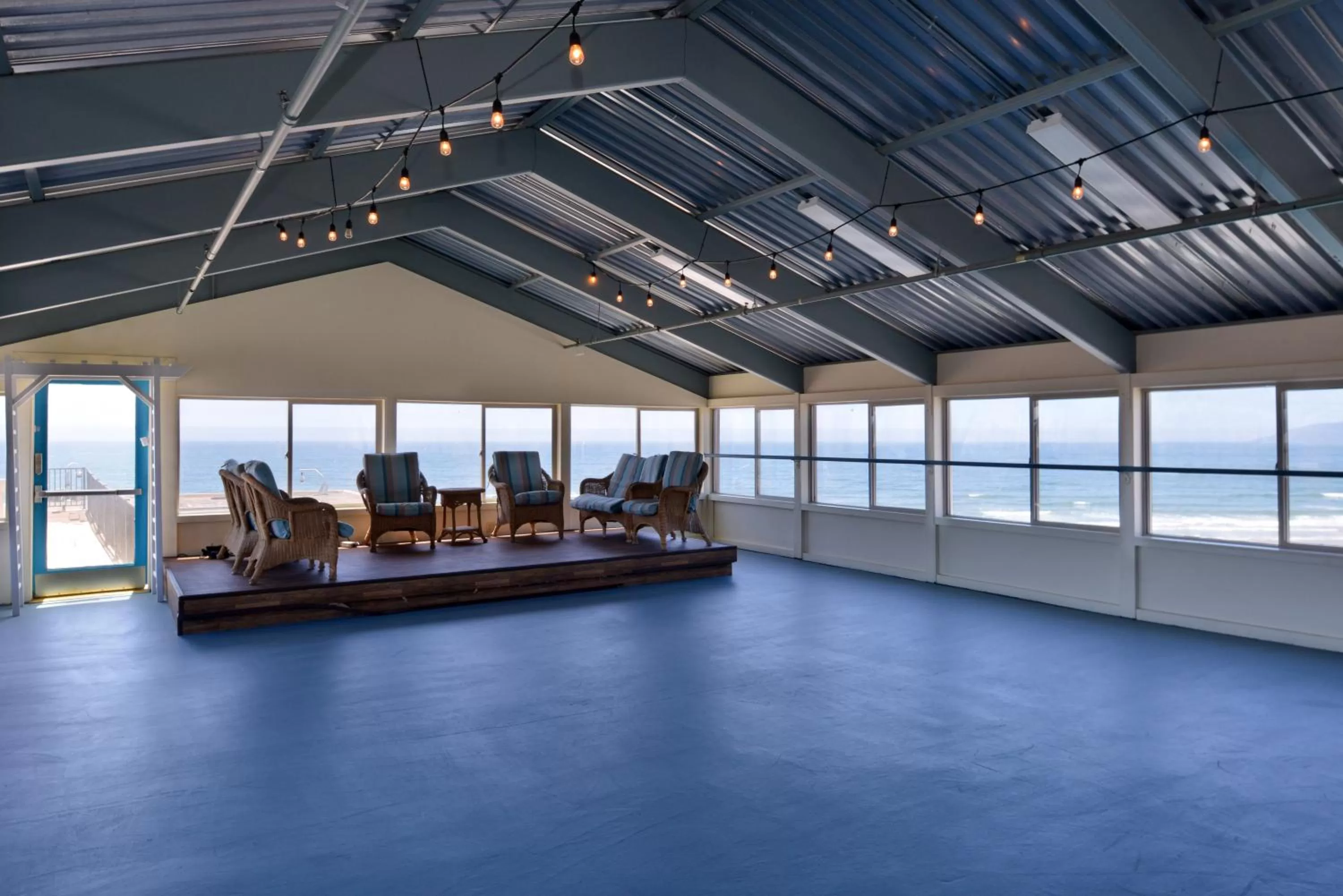 Meeting/conference room in Edgewater Inn and Suites