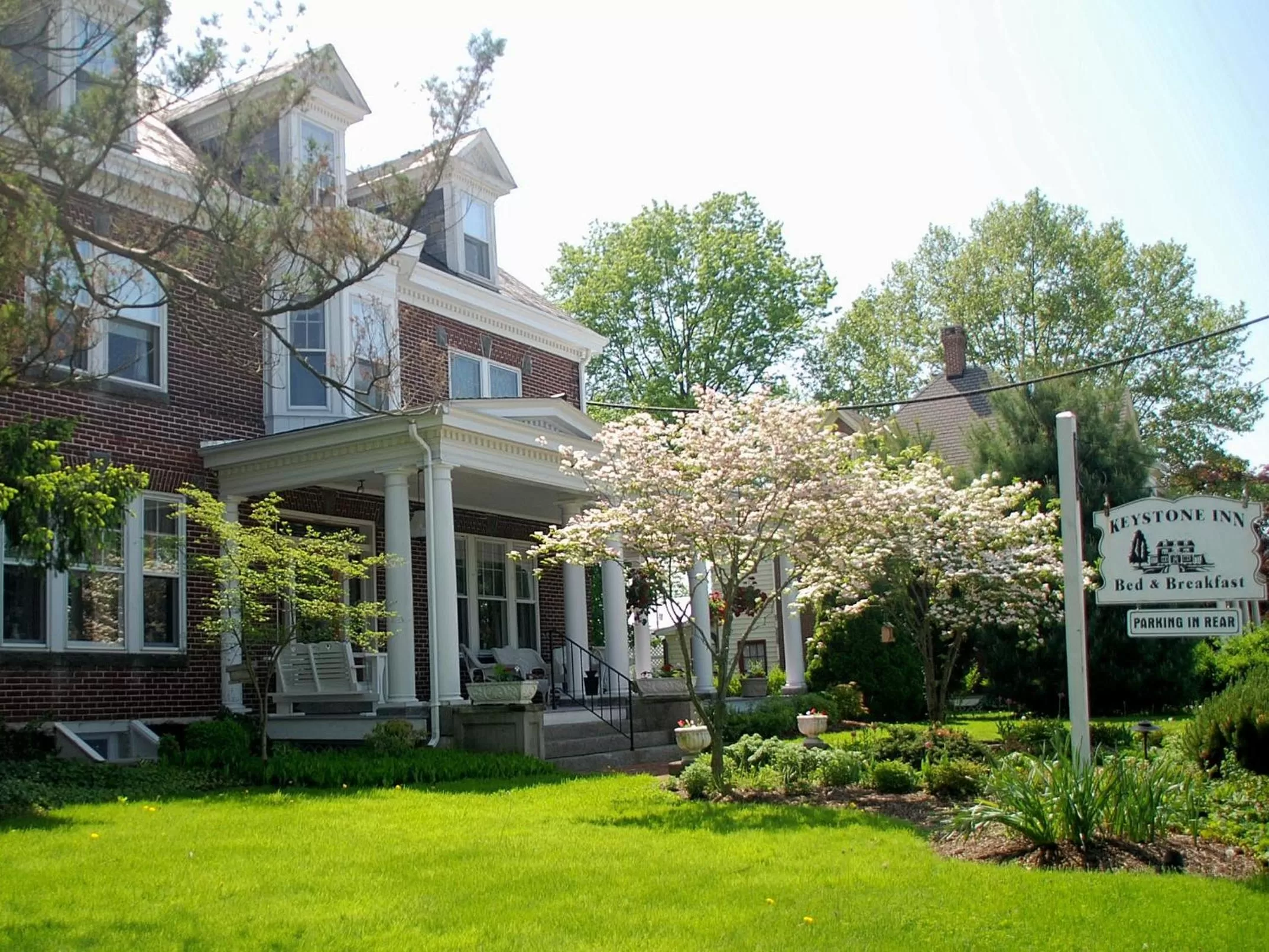 Property building in Keystone Inn Bed and Breakfast