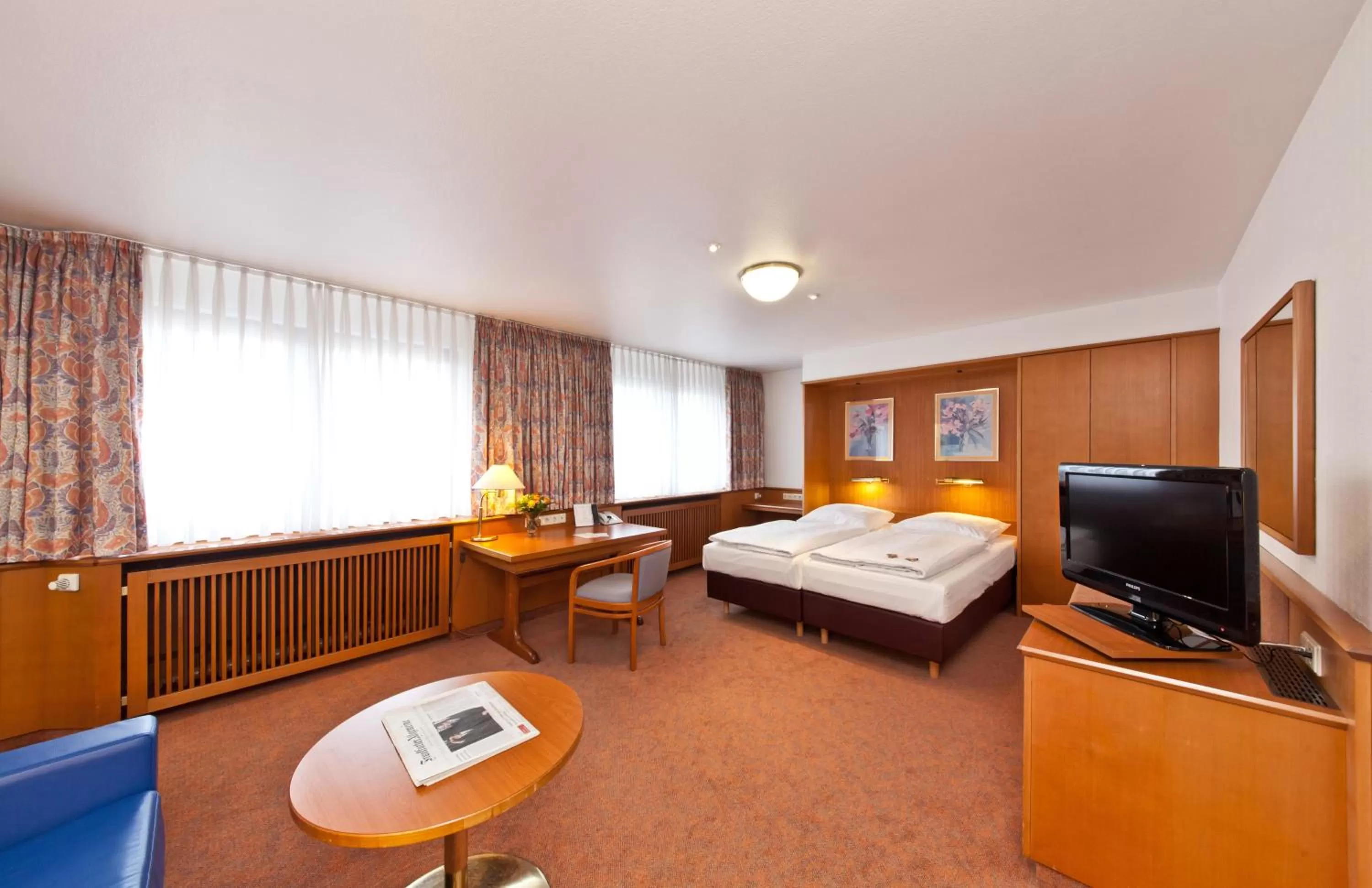 Photo of the whole room, Bed in Hotel Boulevard