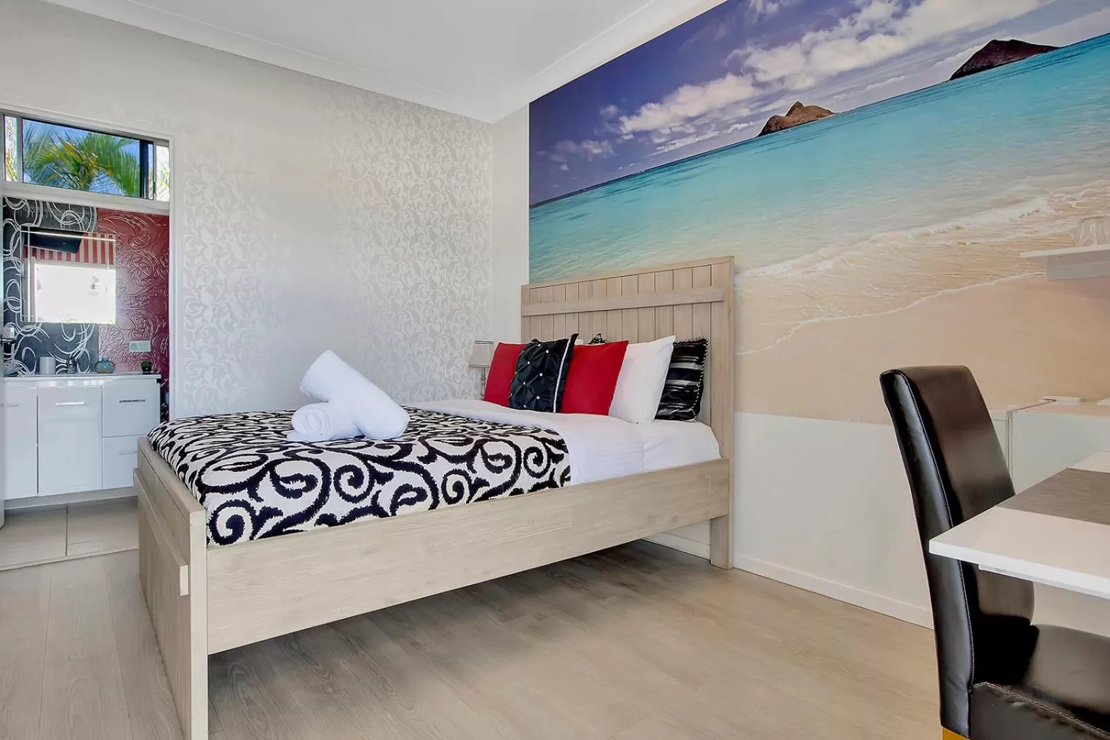 Queen Room in Coral Inn Boutique Motel