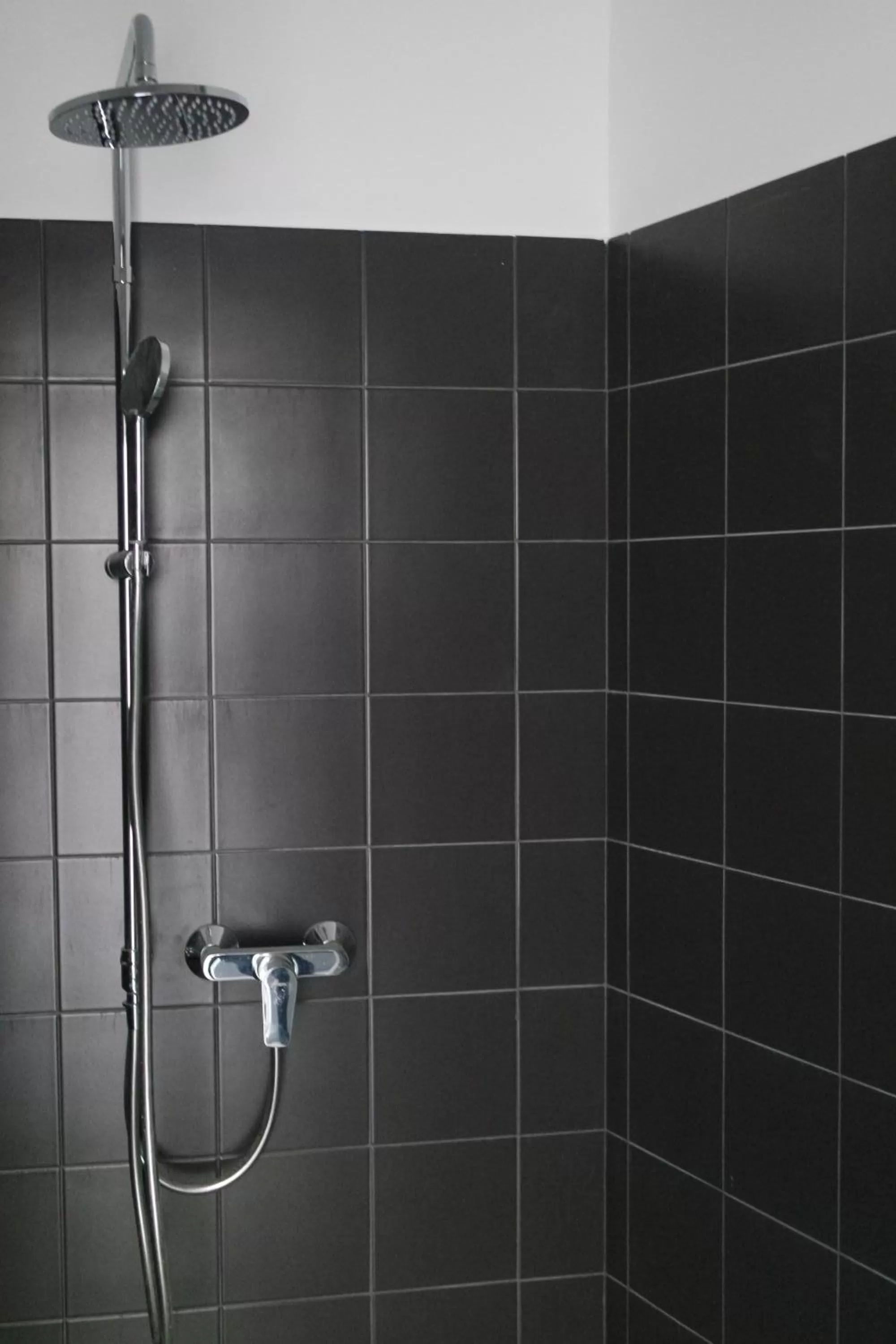 Shower in La Perla by Sedar