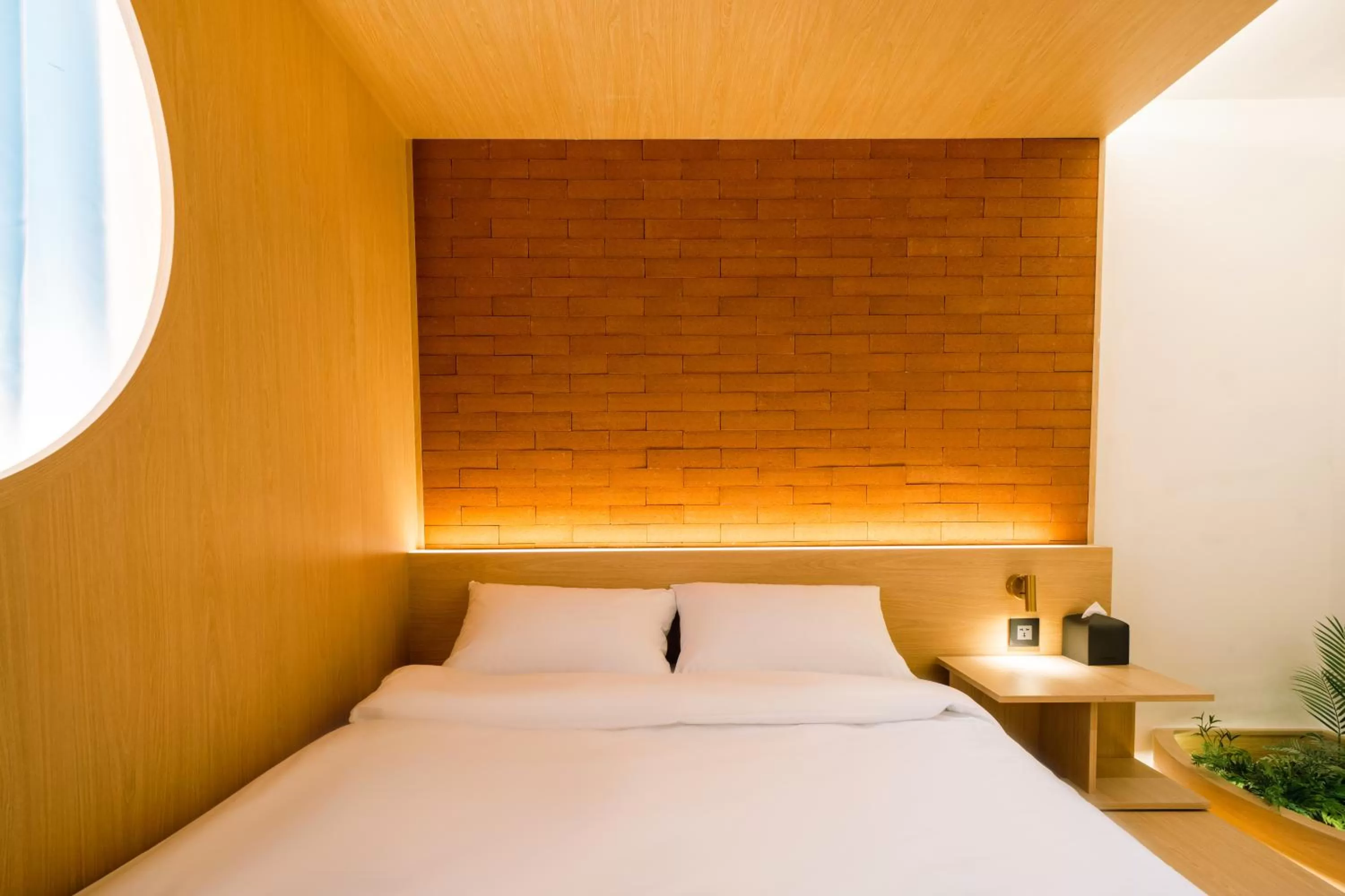 Bed in Y Collection by Unboundi Gyeongju