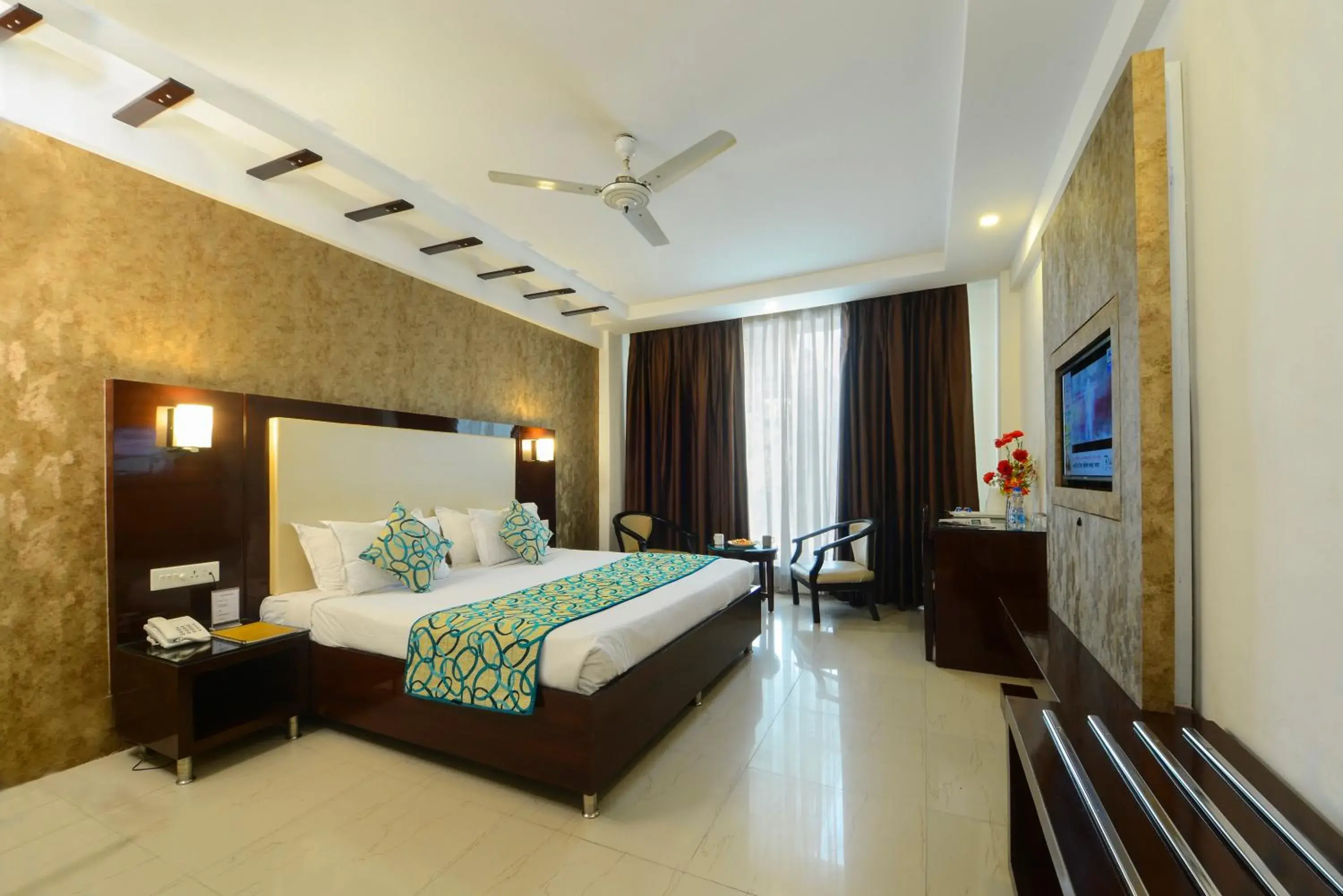 Executive Double or Twin Room in Hotel Pushp Villa Agra Taj East Gate Executive Double or Twin Room in Hotel Pushp Villa Agra Taj East Gate
