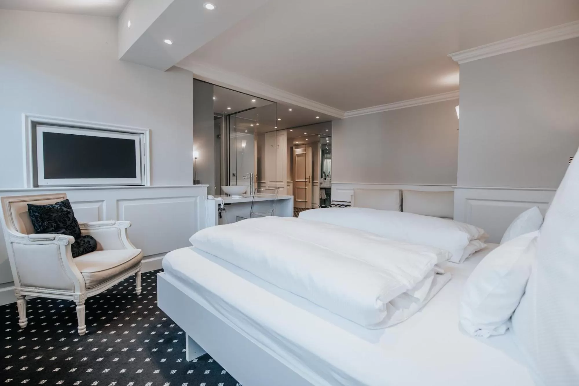 Comfort Double Room in Boutique Hotel am Rathaus - Reblaus