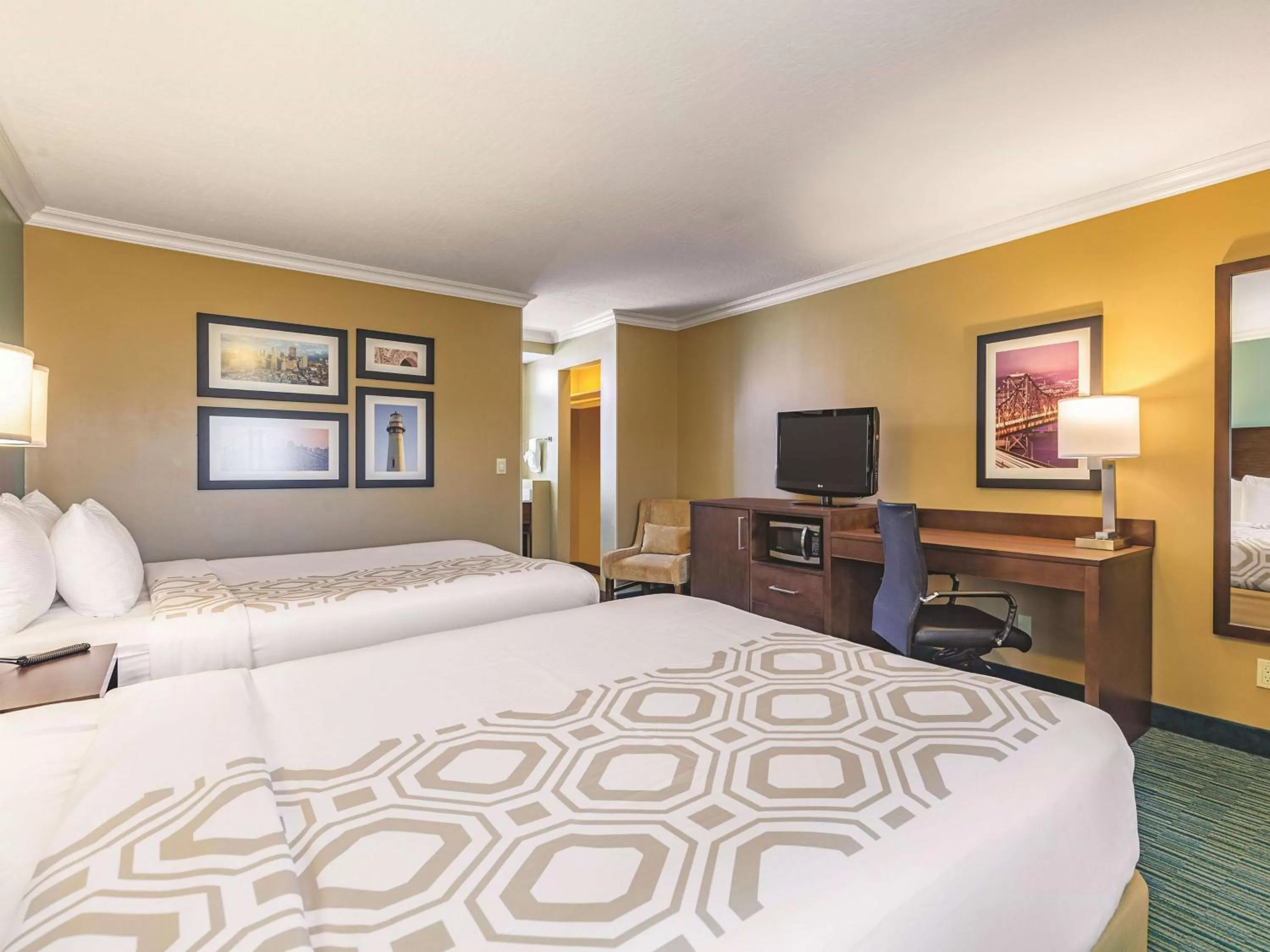 Photo of the whole room, Bed in La Quinta by Wyndham San Francisco Airport West Millbrae FREE AIRPORT SHUTTLE