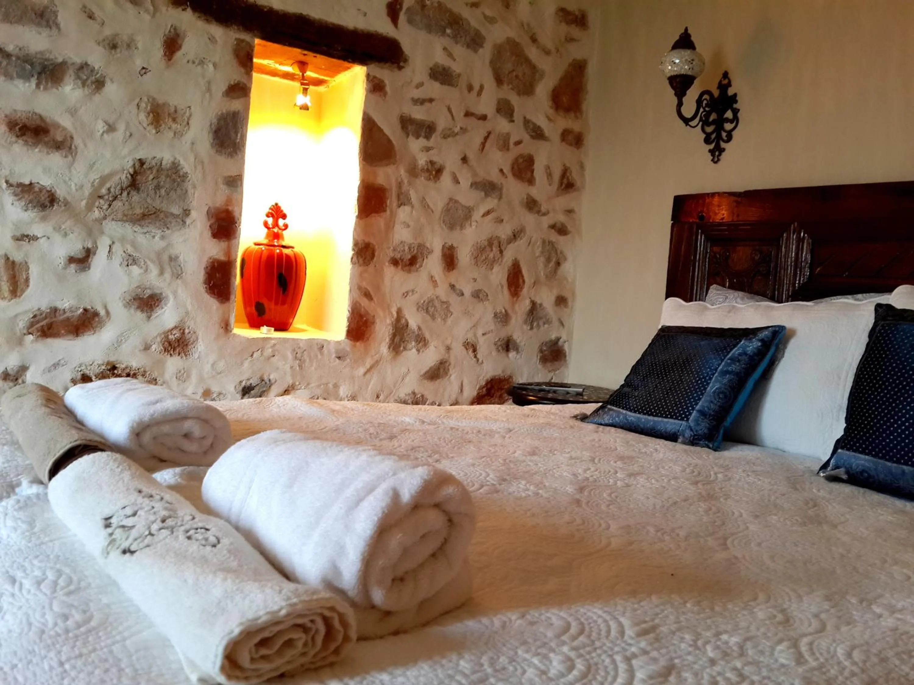 Bed in Lemon Villa Hotel