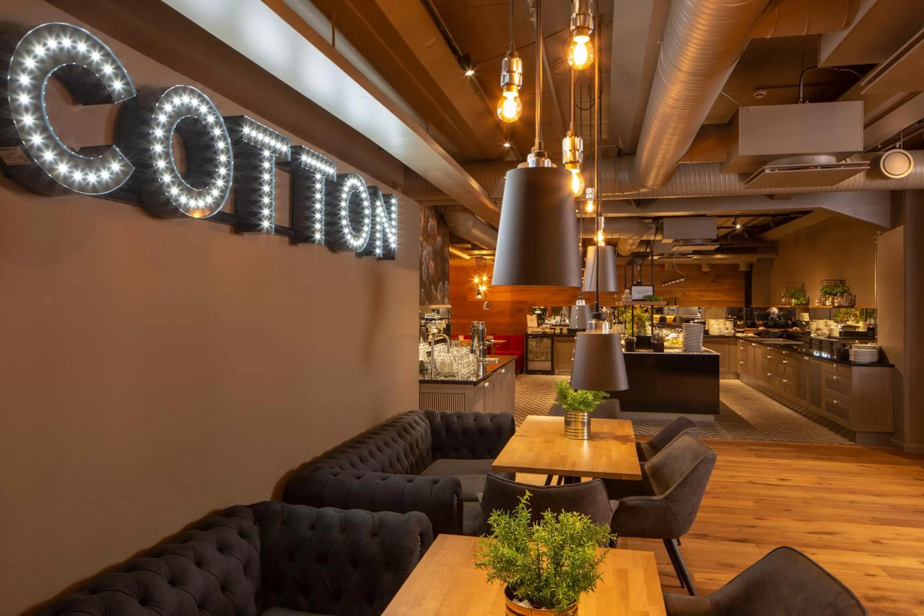 Restaurant/places to eat in Holiday Club Tampereen Kehräämö