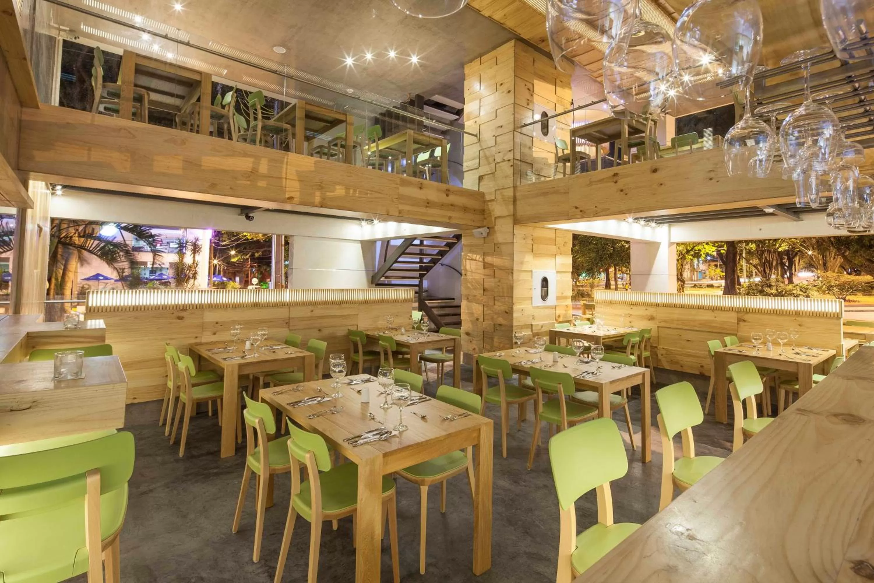 Restaurant/places to eat in Inntu Hotel