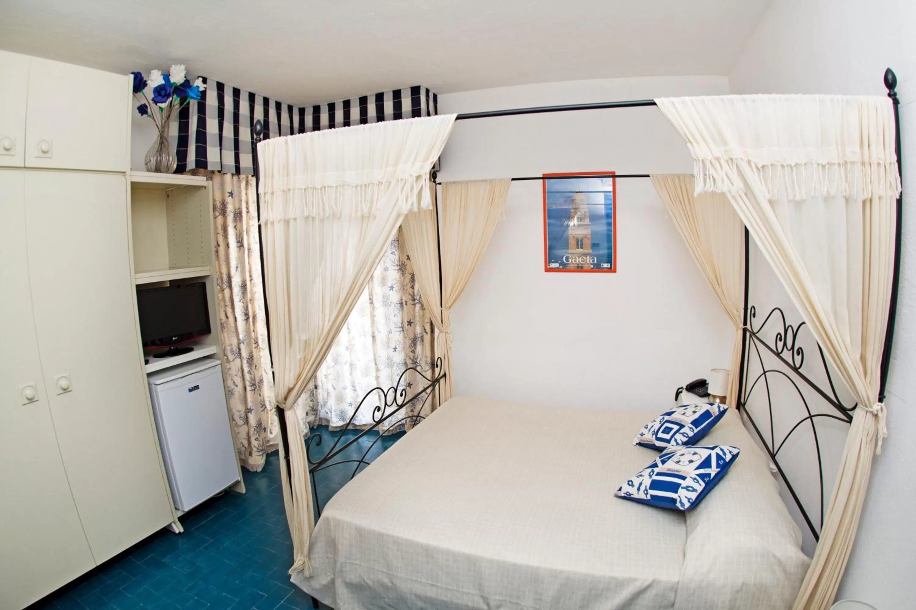 Bed in Hotel Ristorante Meson Feliz