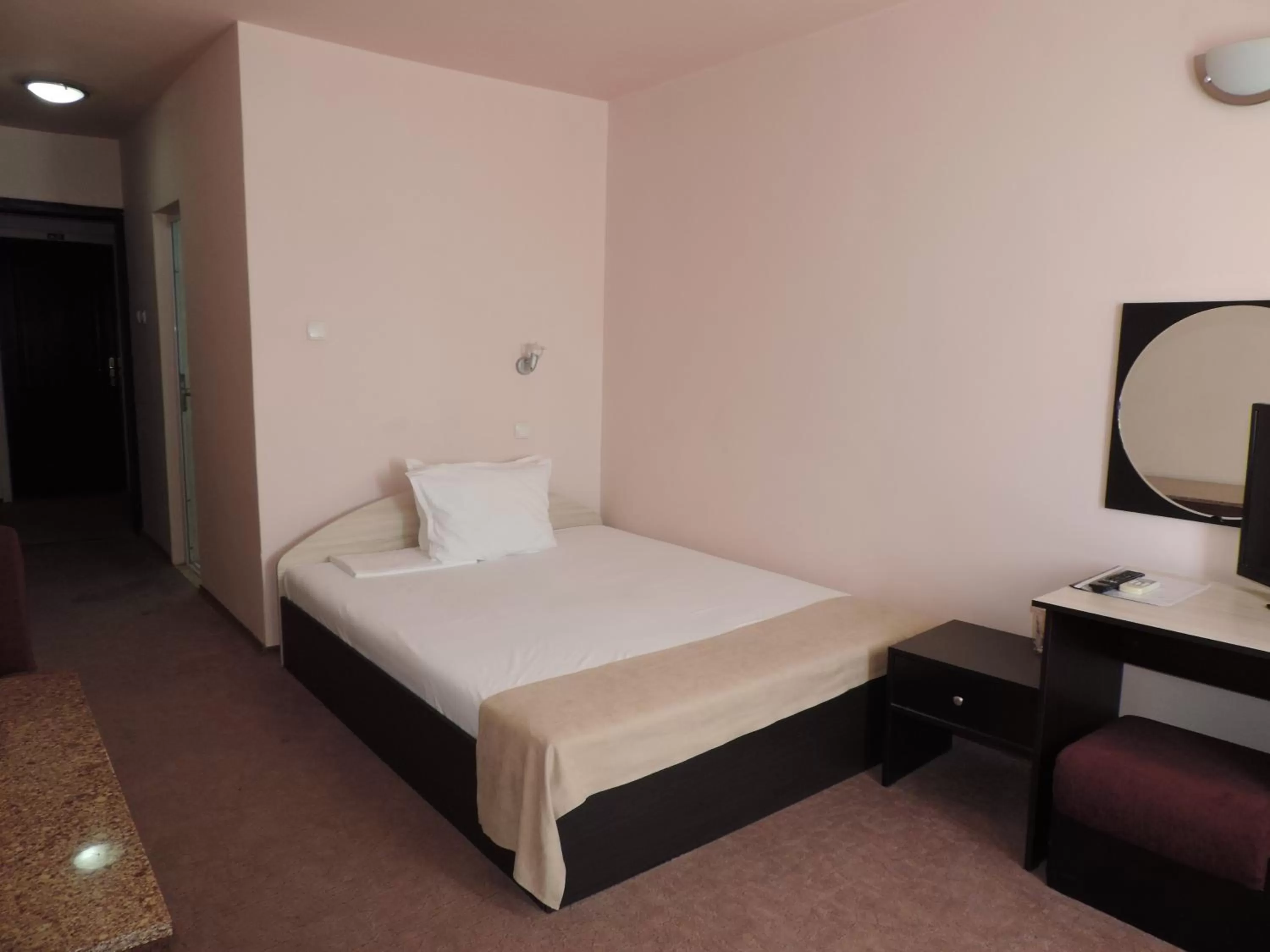 Bed in Hotel Svilena