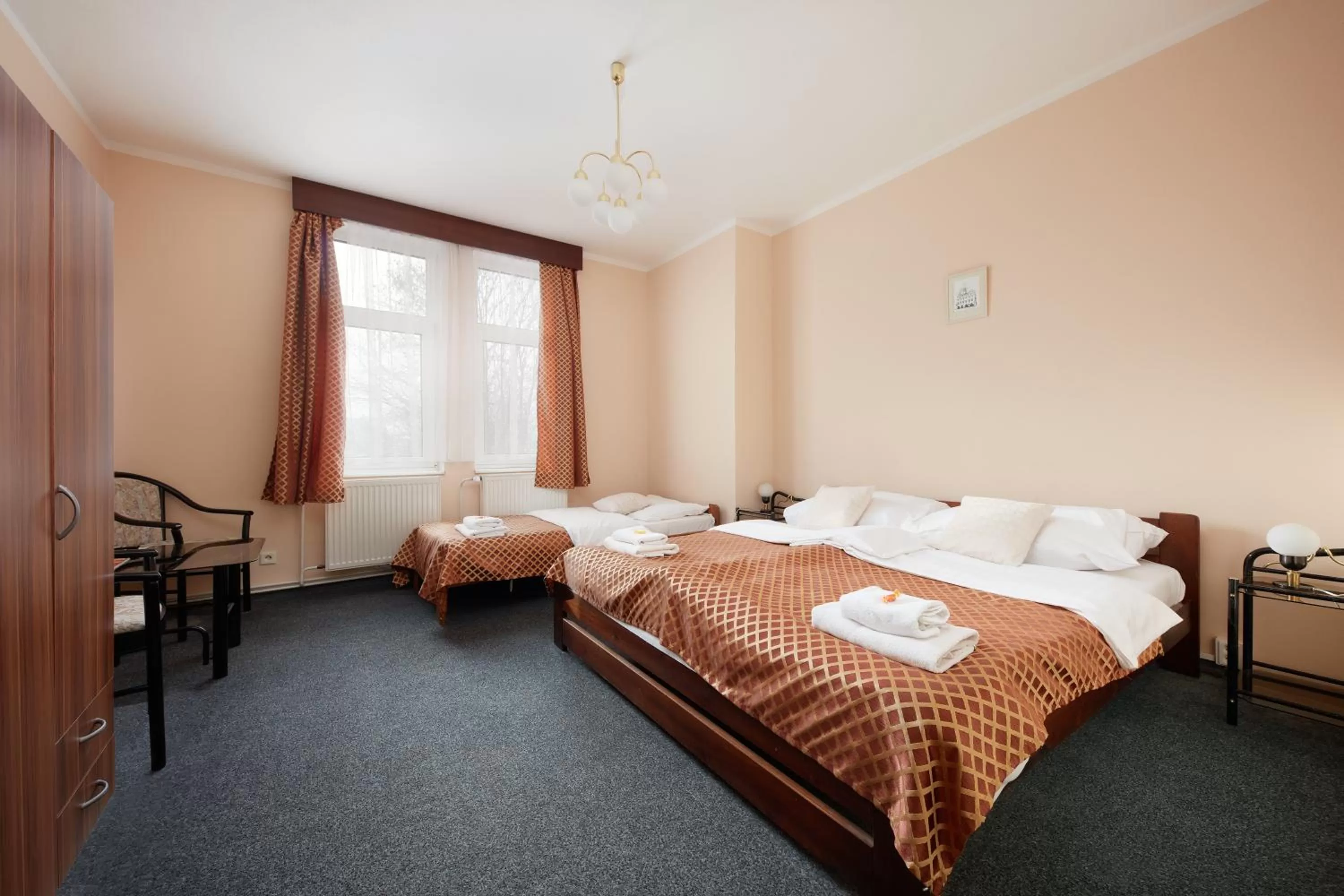 Bedroom, Bed in Hotel Roosevelt