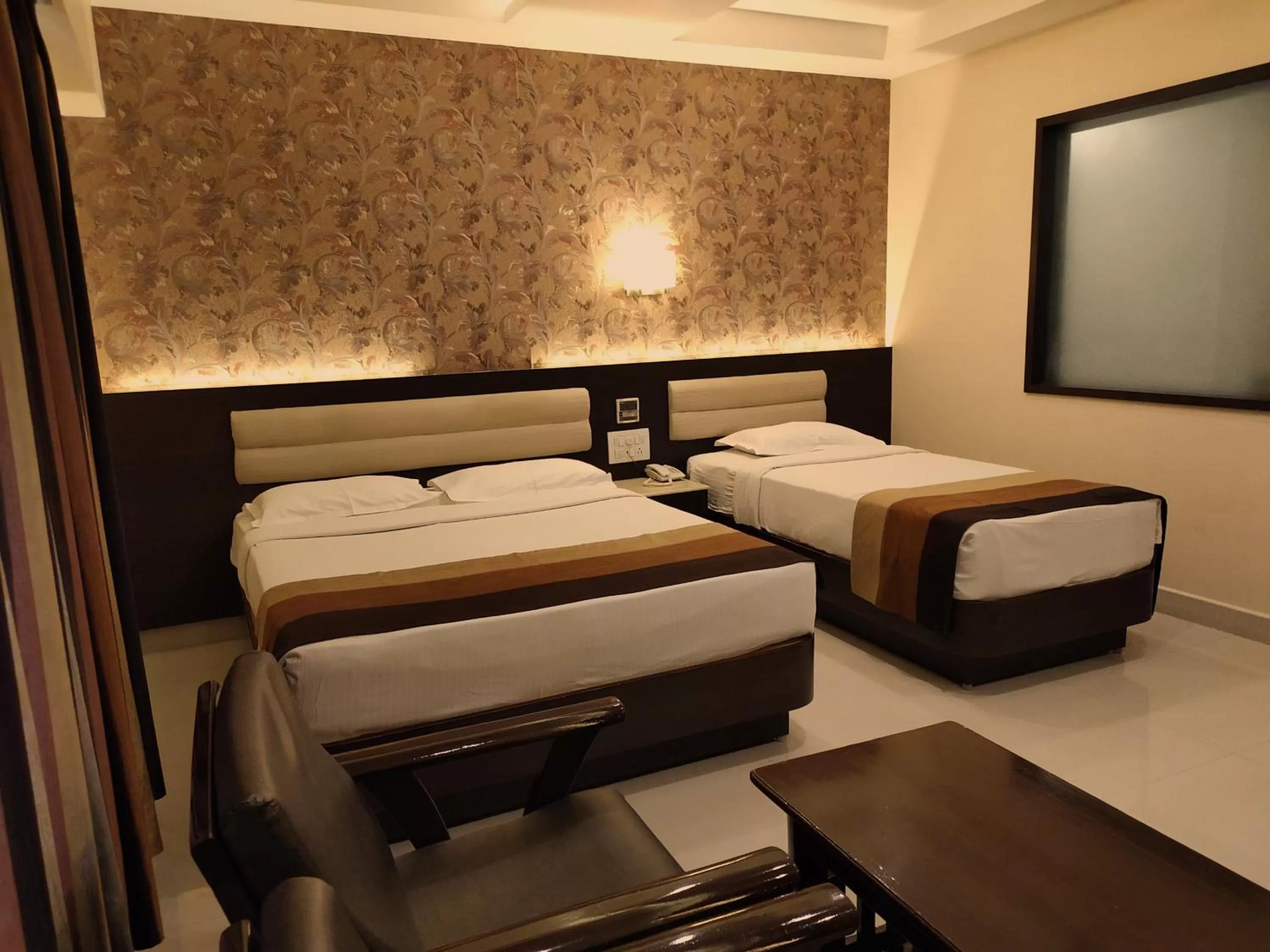 cot, Bed in Hotel Deepam